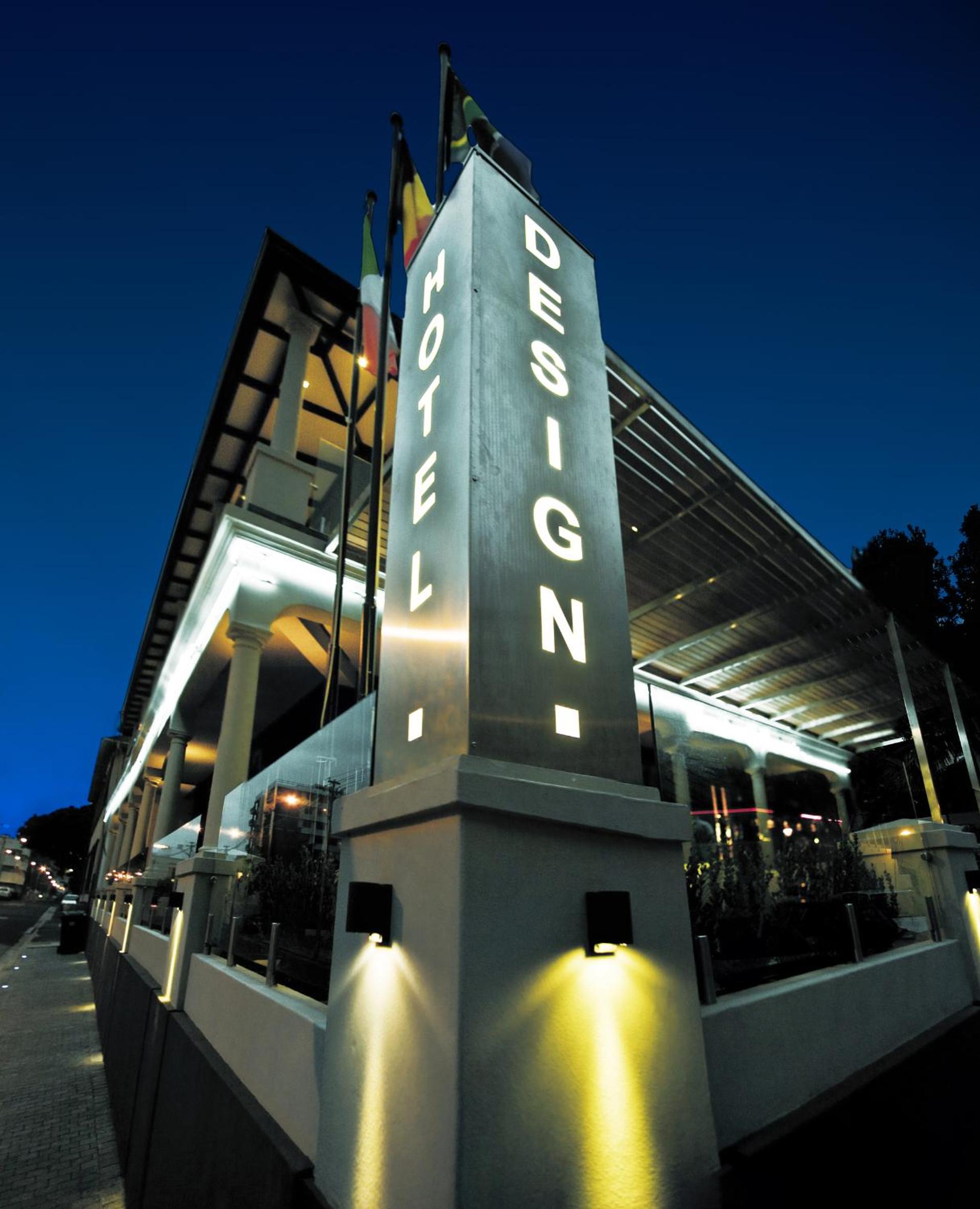 Hotel on the Promenade - Image 1
