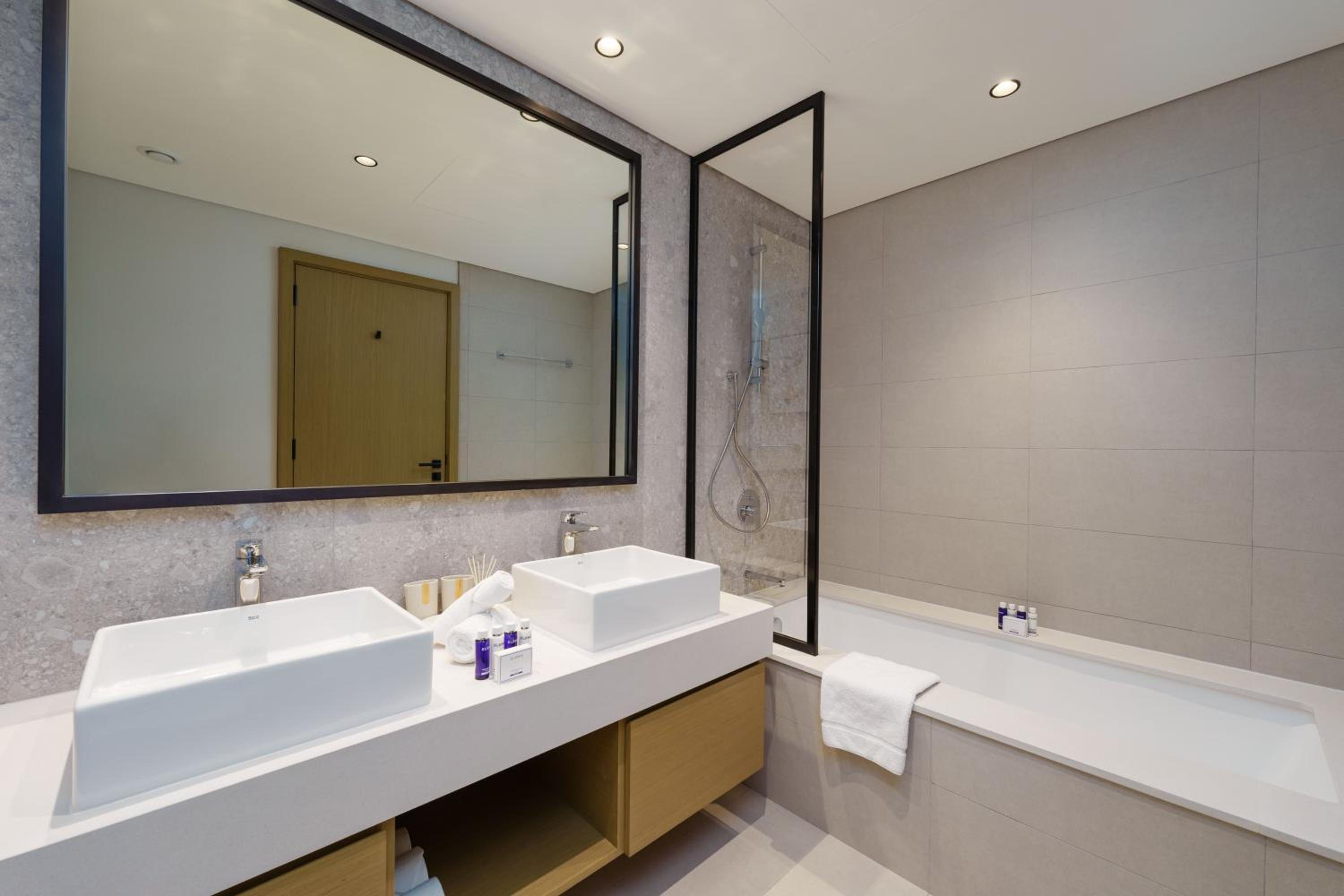 Maison Privee - Graceful Apt in Prestigious Dubai Hills close to the Golf Course