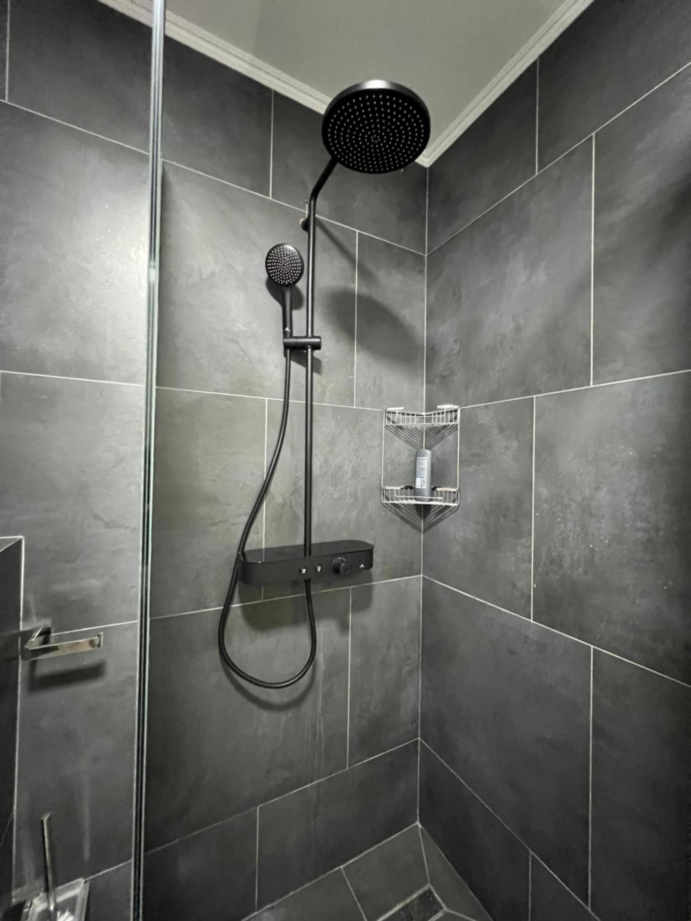 Tao Apartment, Sarajevo - Free Parking & Private Garage