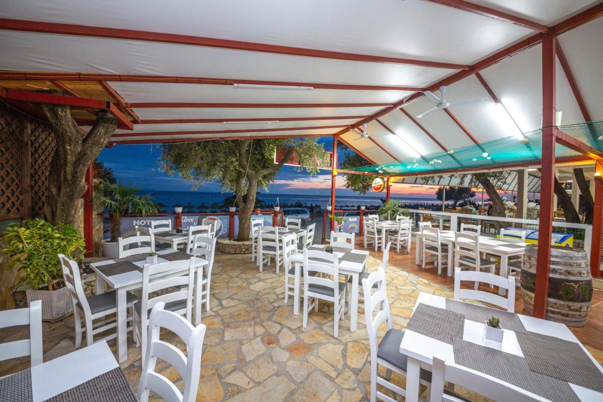outdoor BBQ area