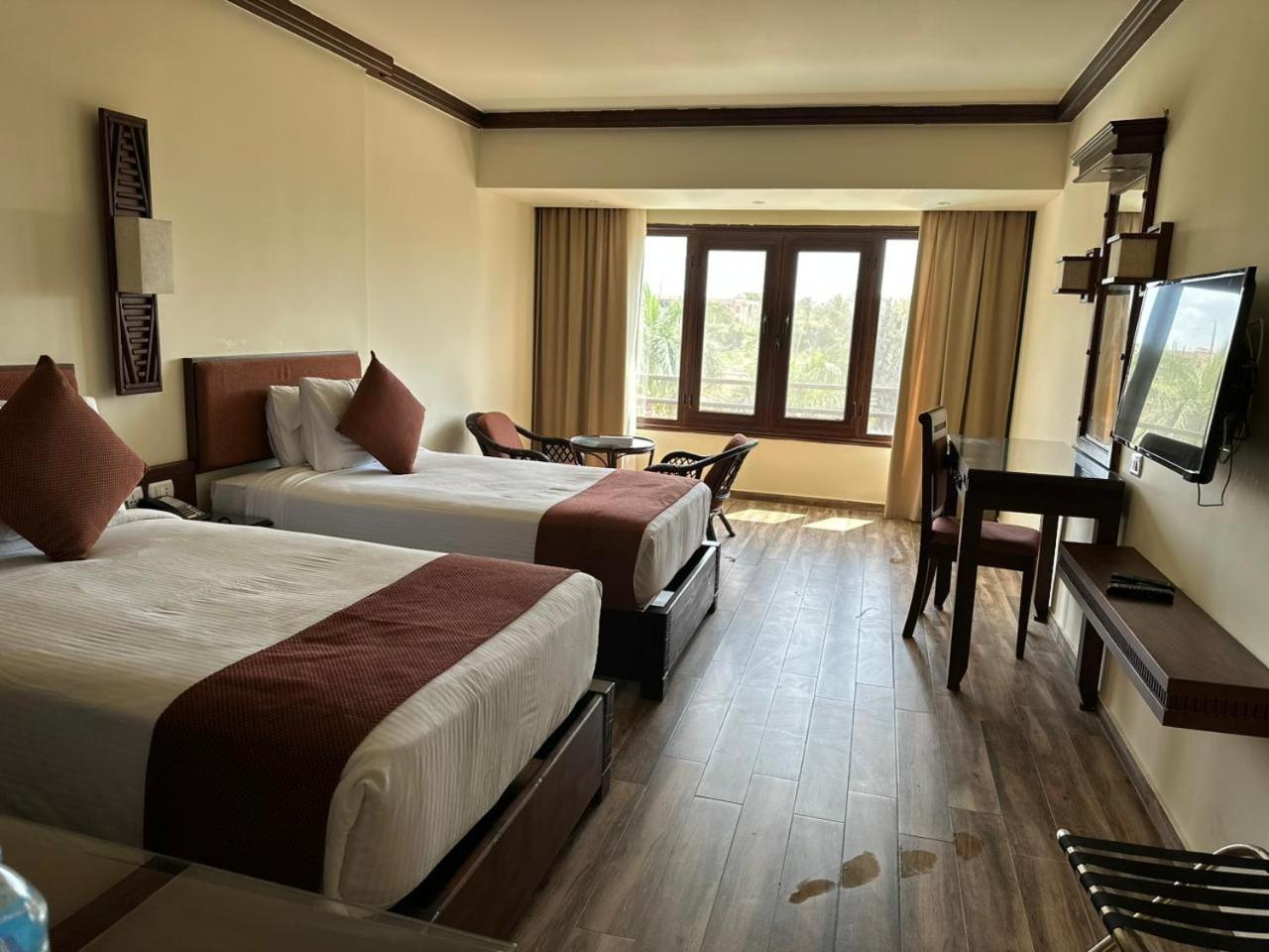 Africana Hotel & Spa