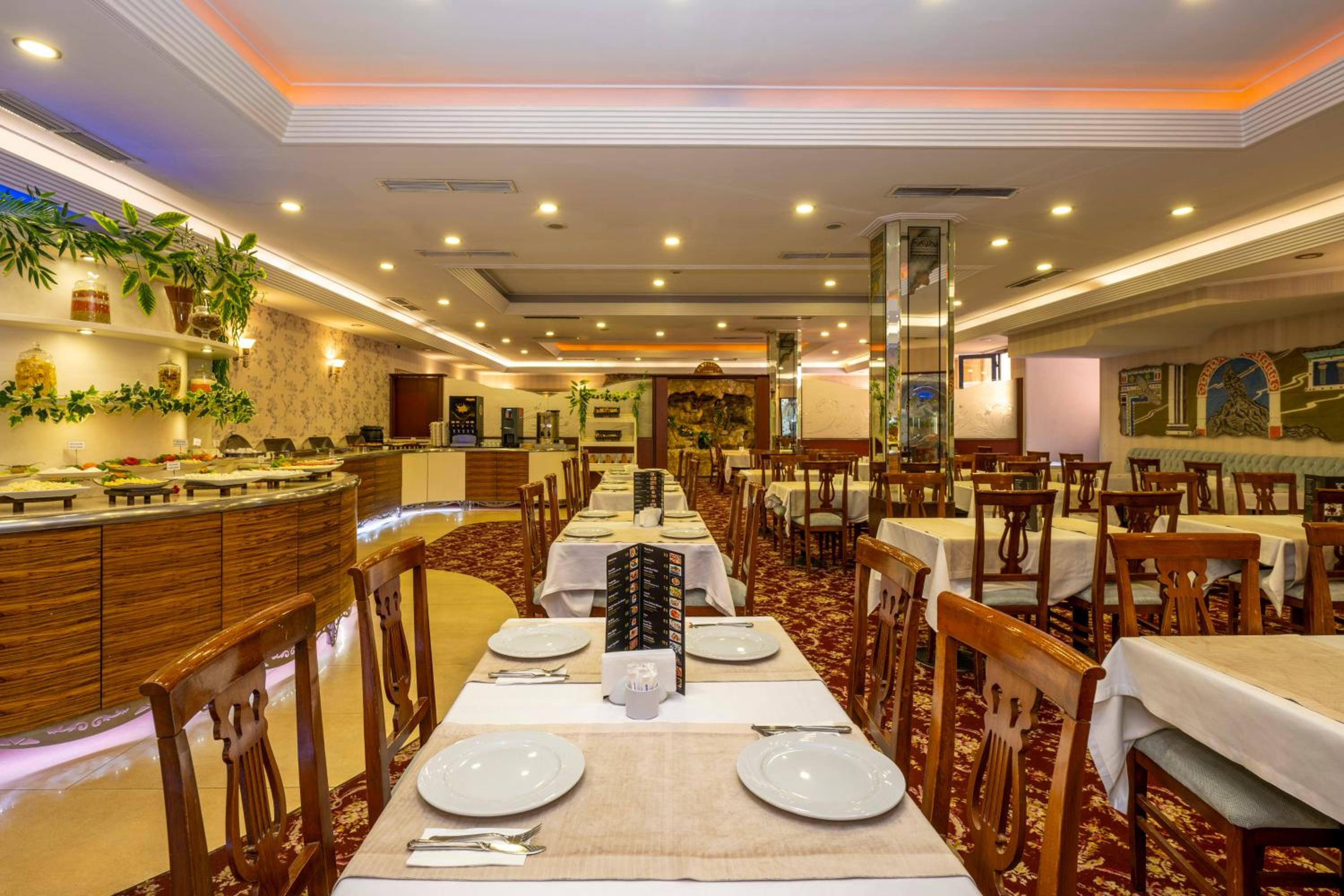 Grand Anka Hotel - Image 64