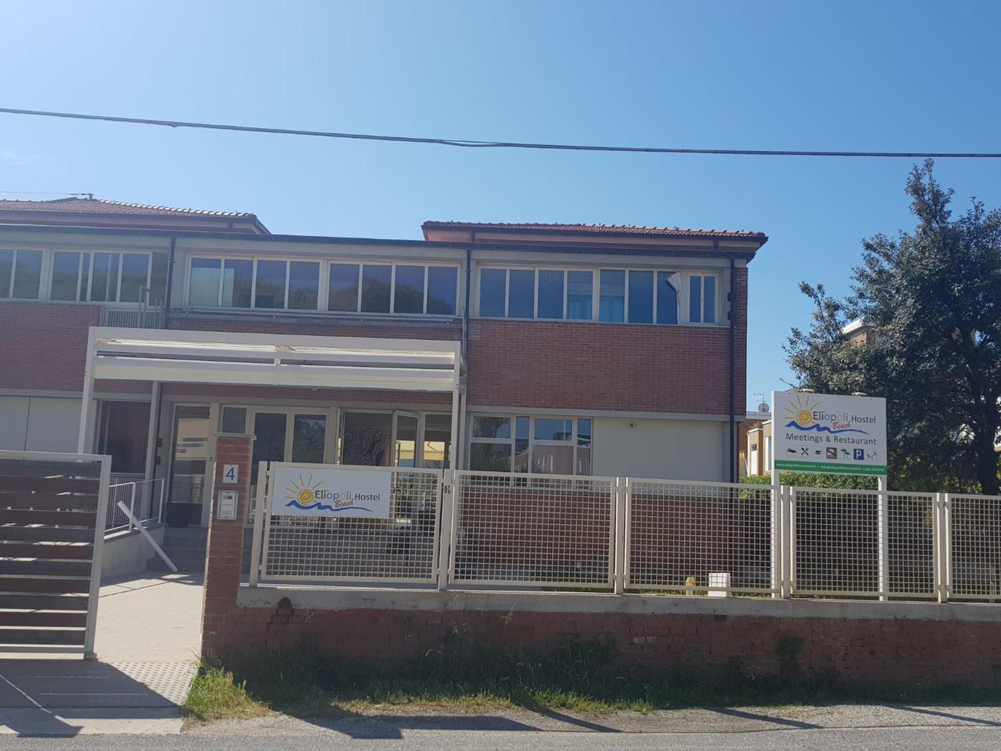 Eliopoli Beach Hostel & Restaurant