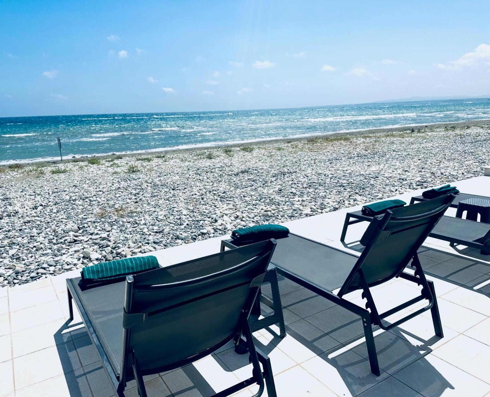 Sayers Beachfront Villa