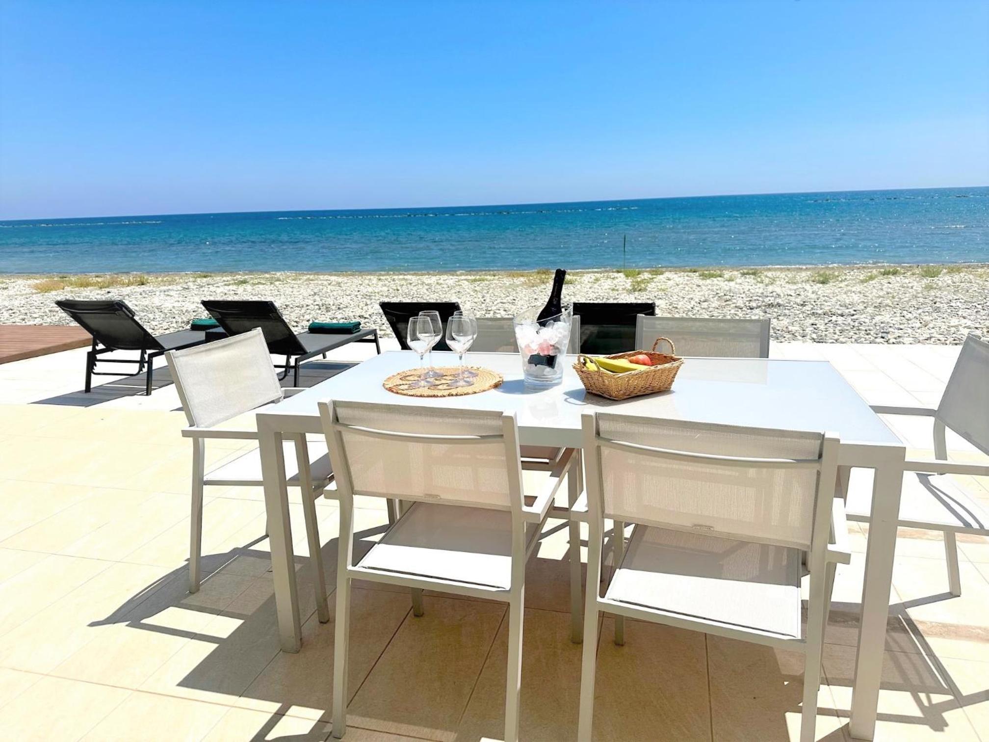 Sayers Beachfront Villa