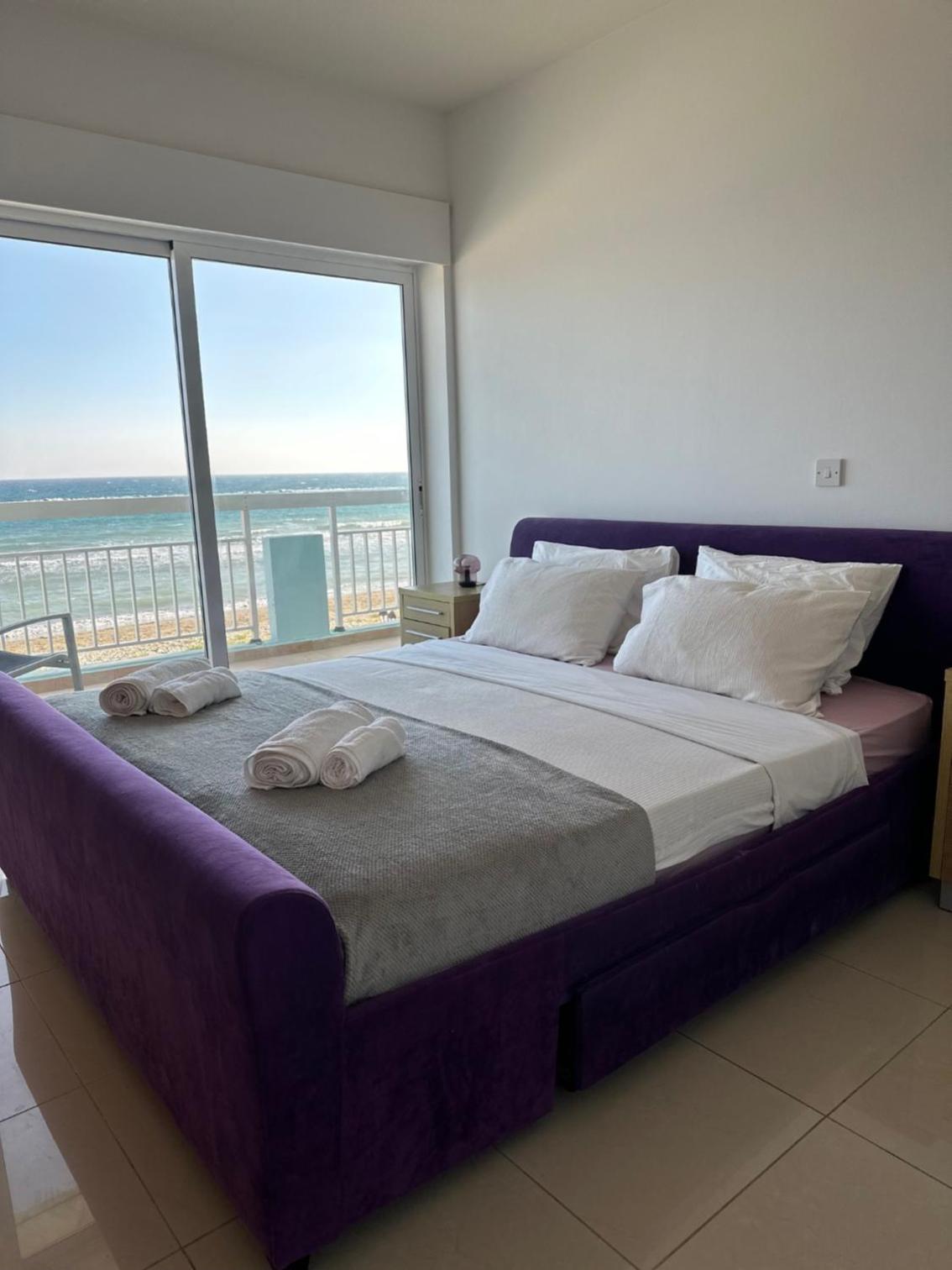 Sayers Beachfront Villa