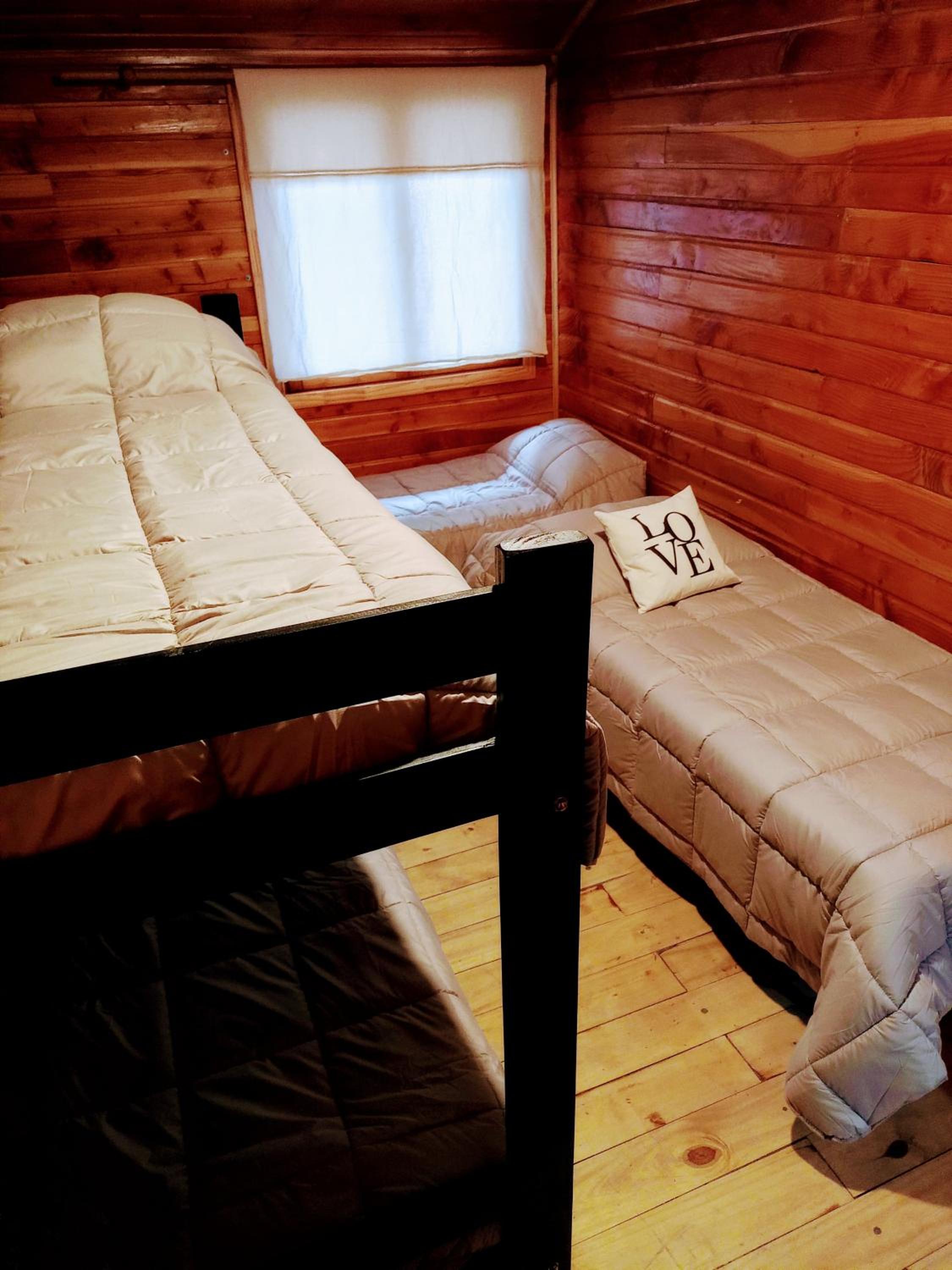 Cuatro Cerros Hostel