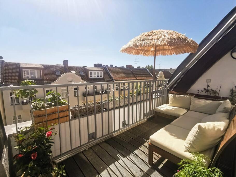 Penthouse + 2 balconies & terrace