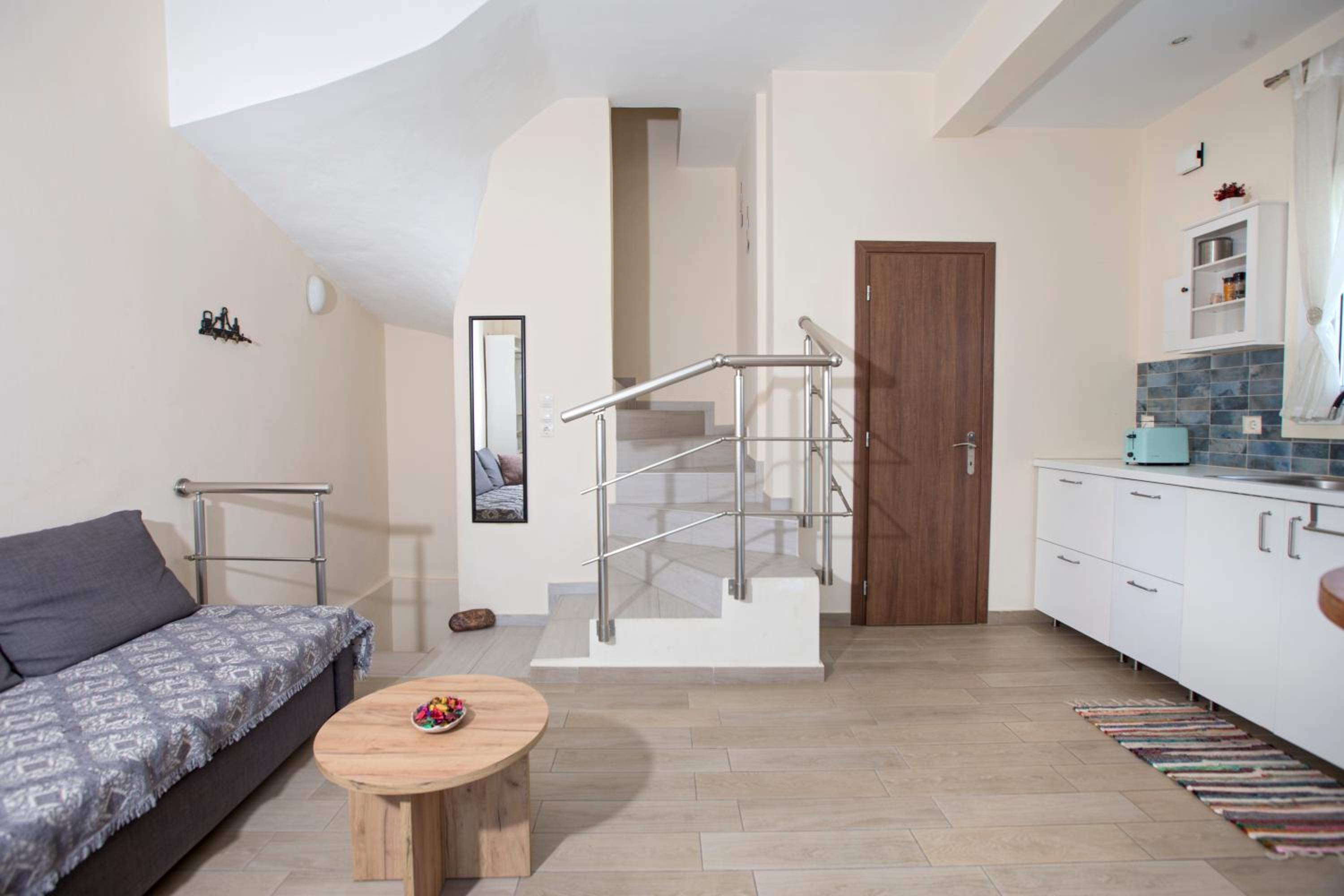 Mary's Maisonette view 4