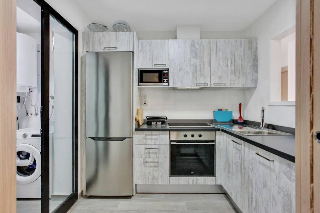 2 terraces apartment w/ astonishing views. view 4
