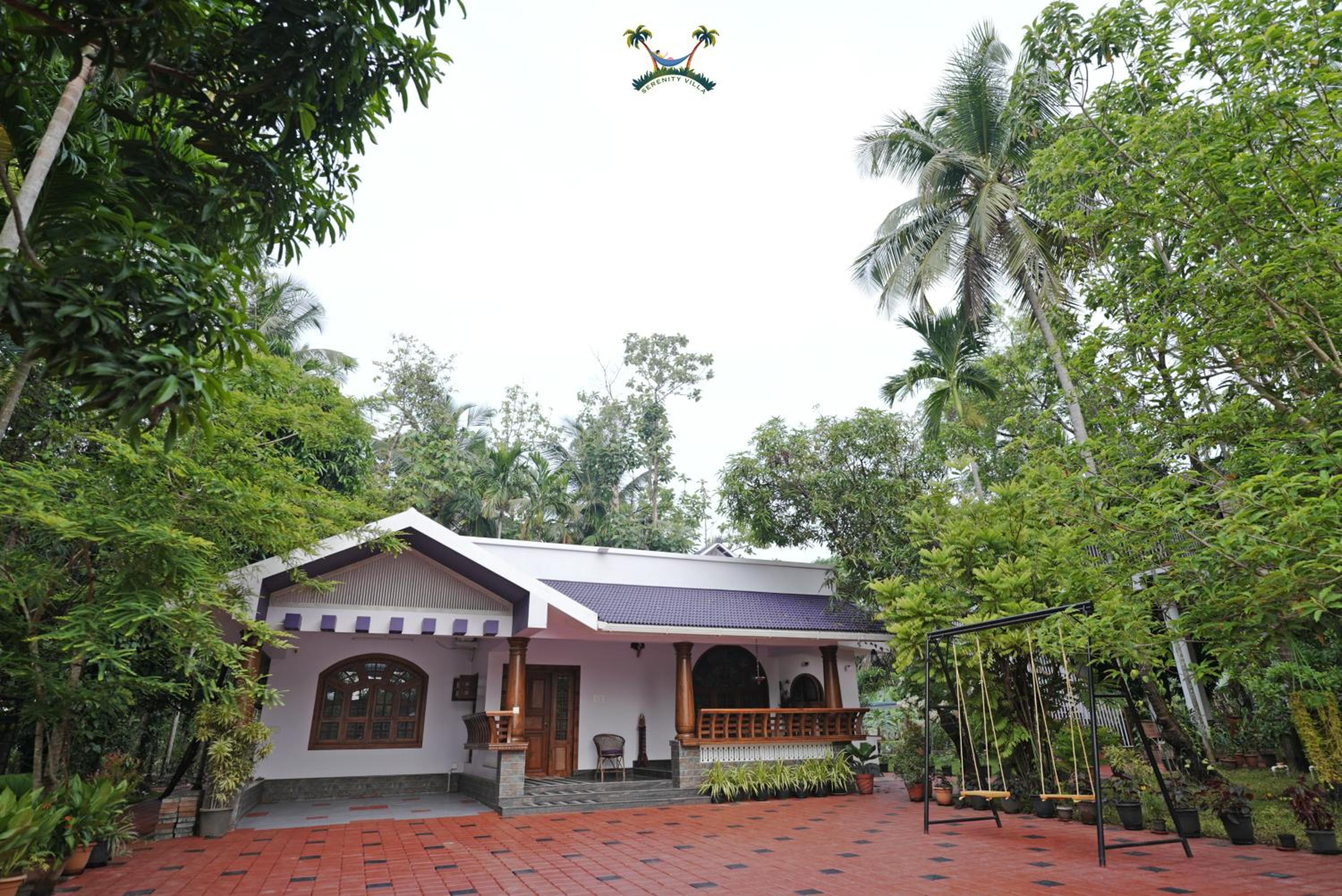 Serenity Villa and Treehouse