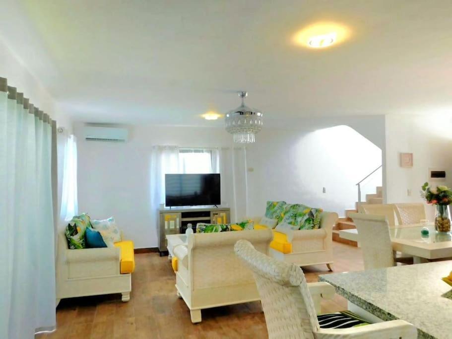 Ark Villa