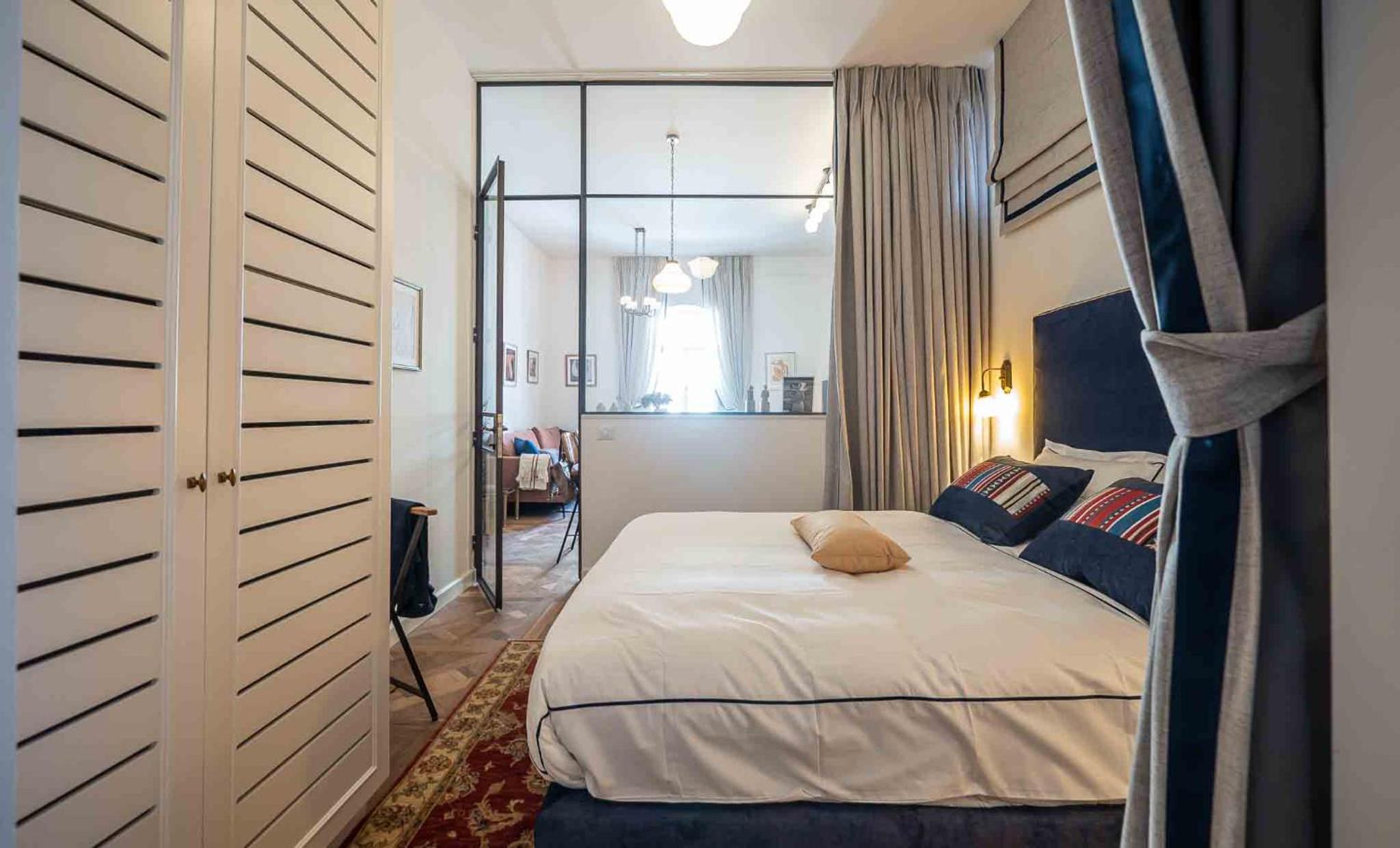 VELLER Shemaiah Apt #4 view 5