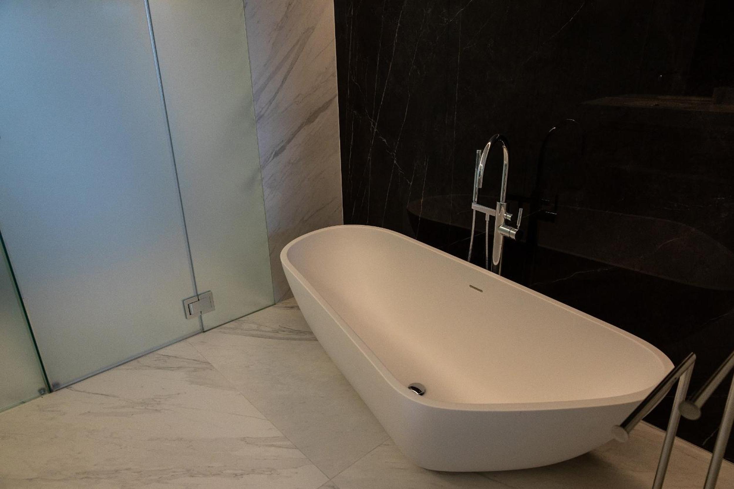 ELEGANT 1 BEDROOM APARTMENT IN DIAGONAL MAR