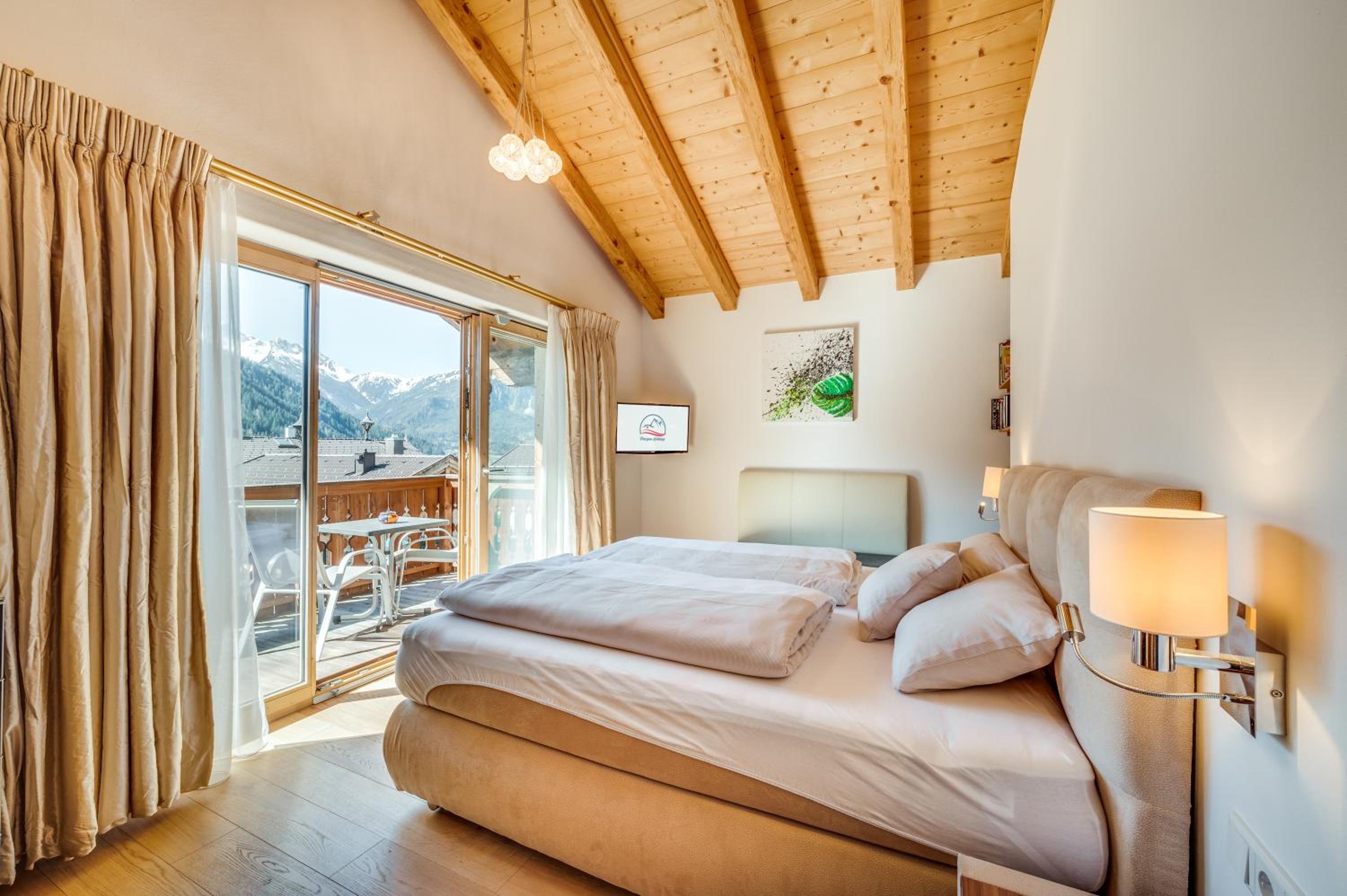 Chalet Lux - Chaletdorf am Sonnenhang