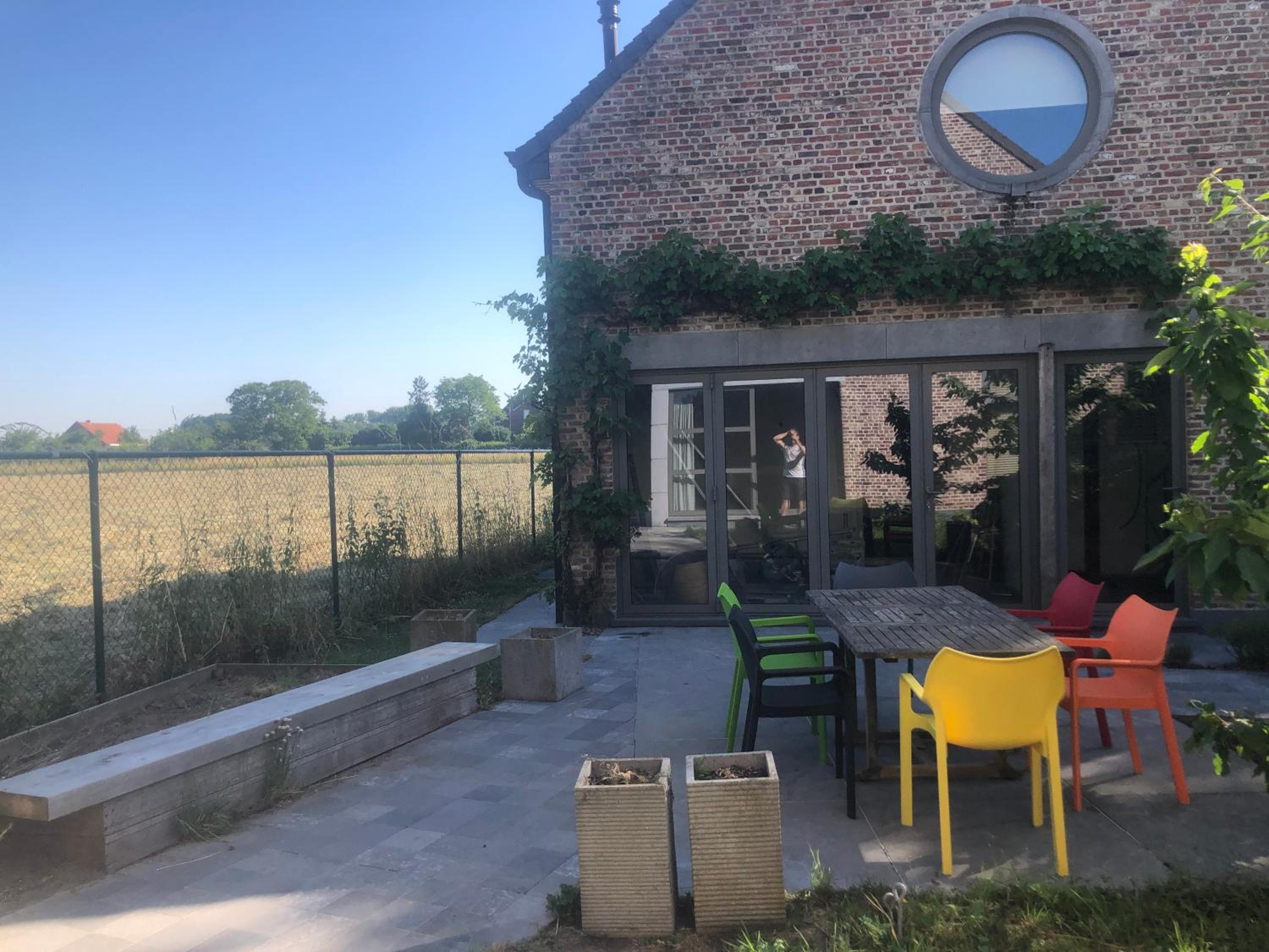 landelijke villa met zwembad en gezellige openhaard