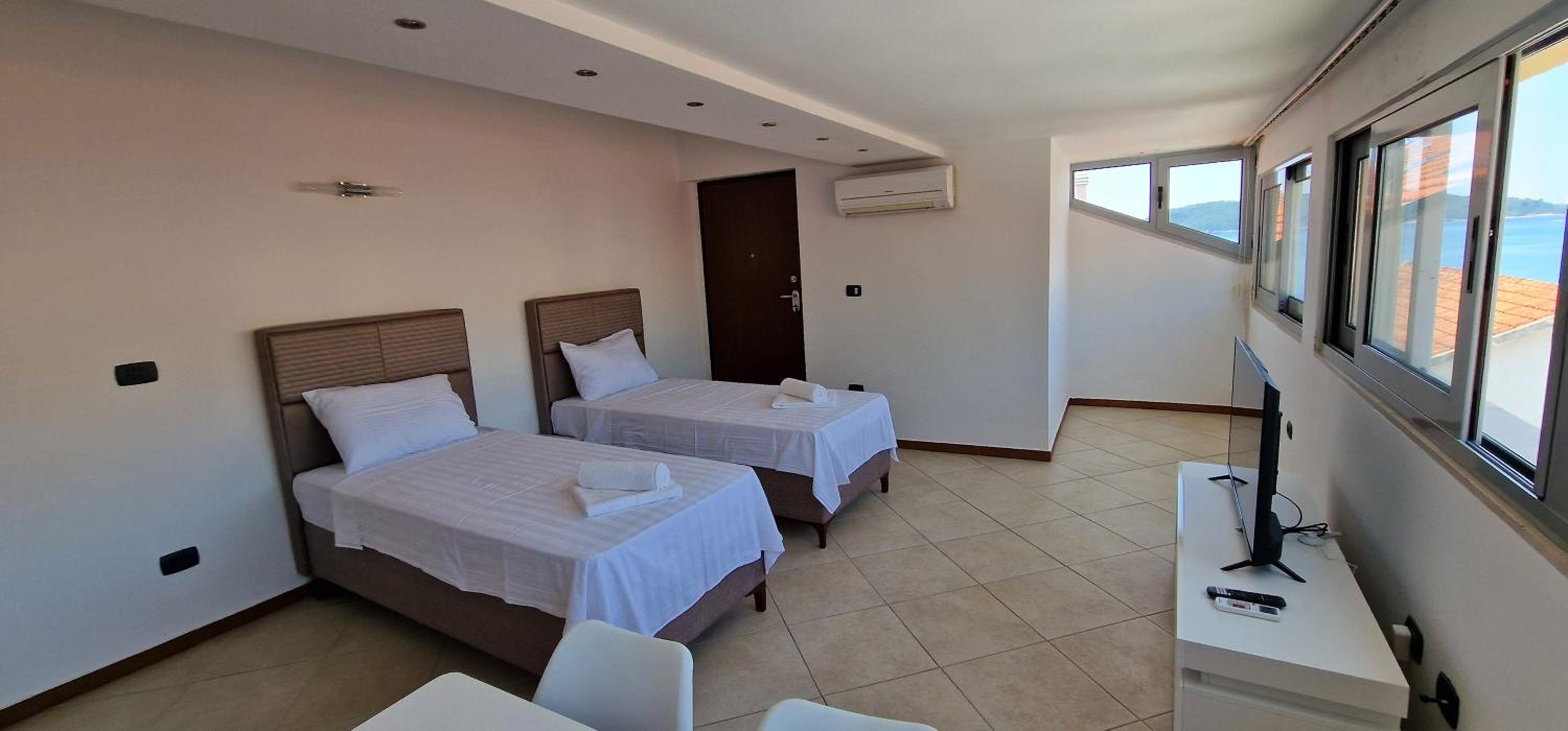 APARTMANI NINI view 2