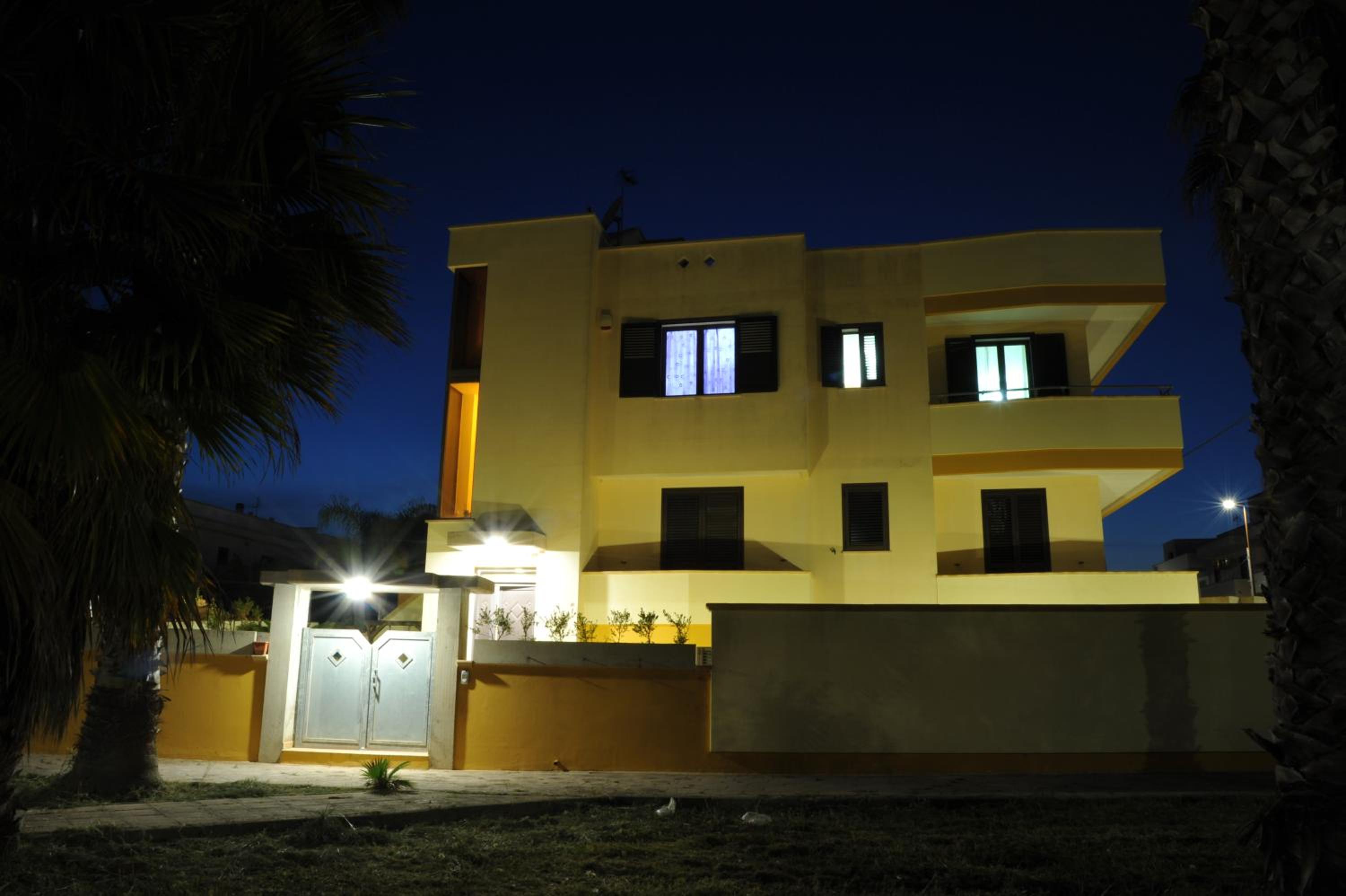 B&B Erminia - Free Parking e Mare Vicino