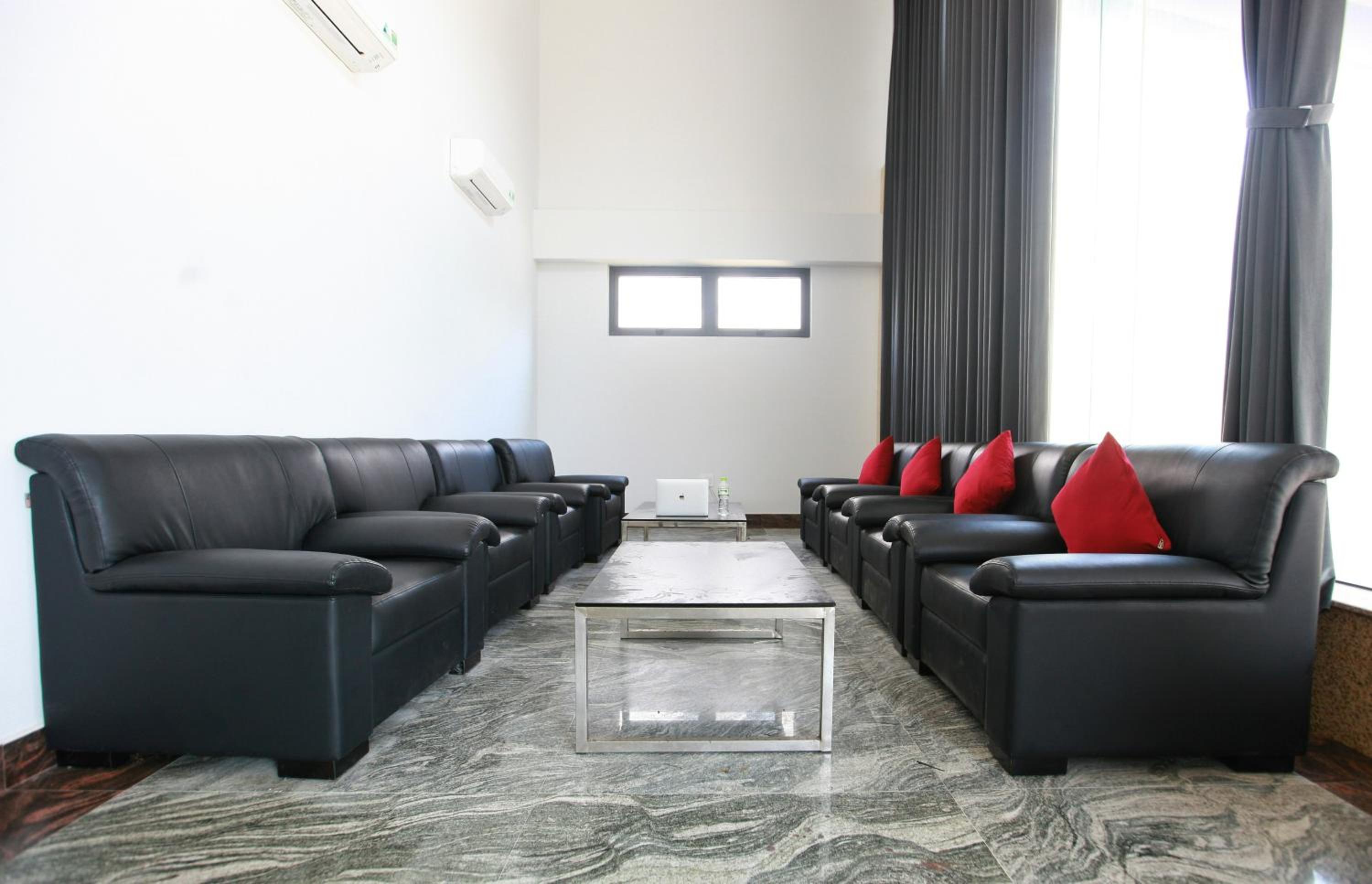 Gold Hotel And Apartment Da Nang