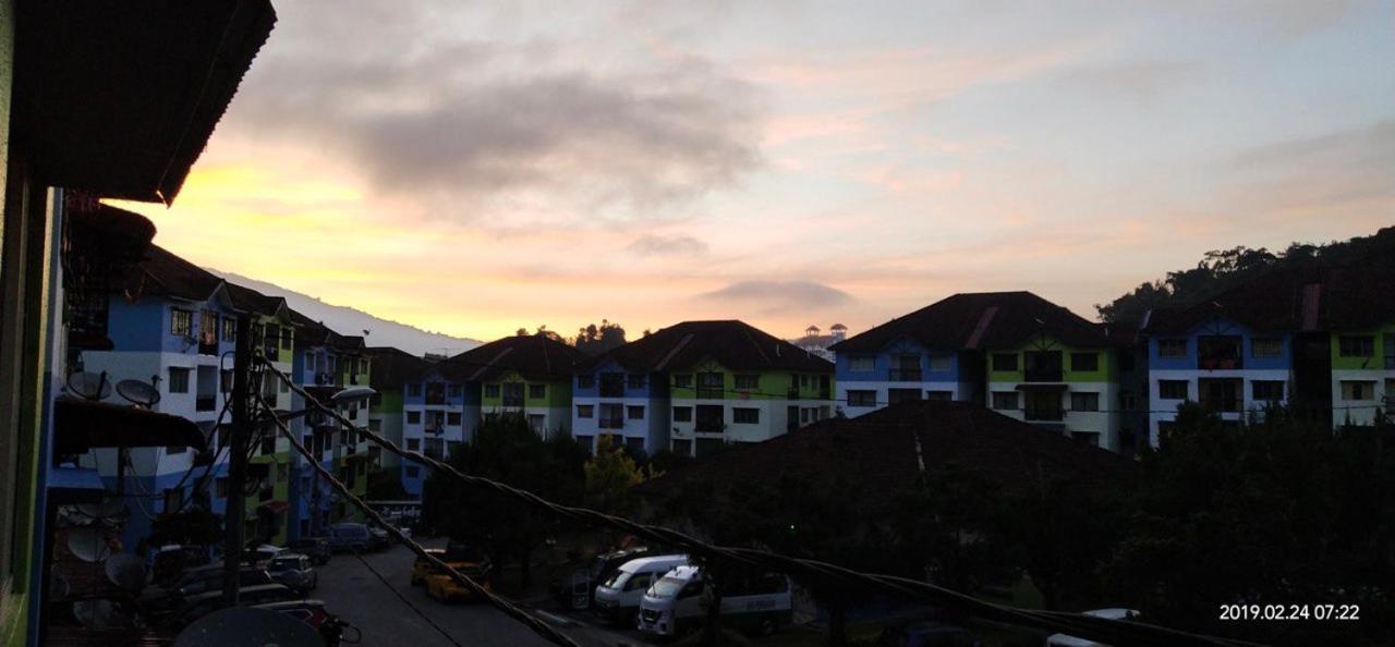 Cameron Highlands Muslim Apartment by AziziCameron
