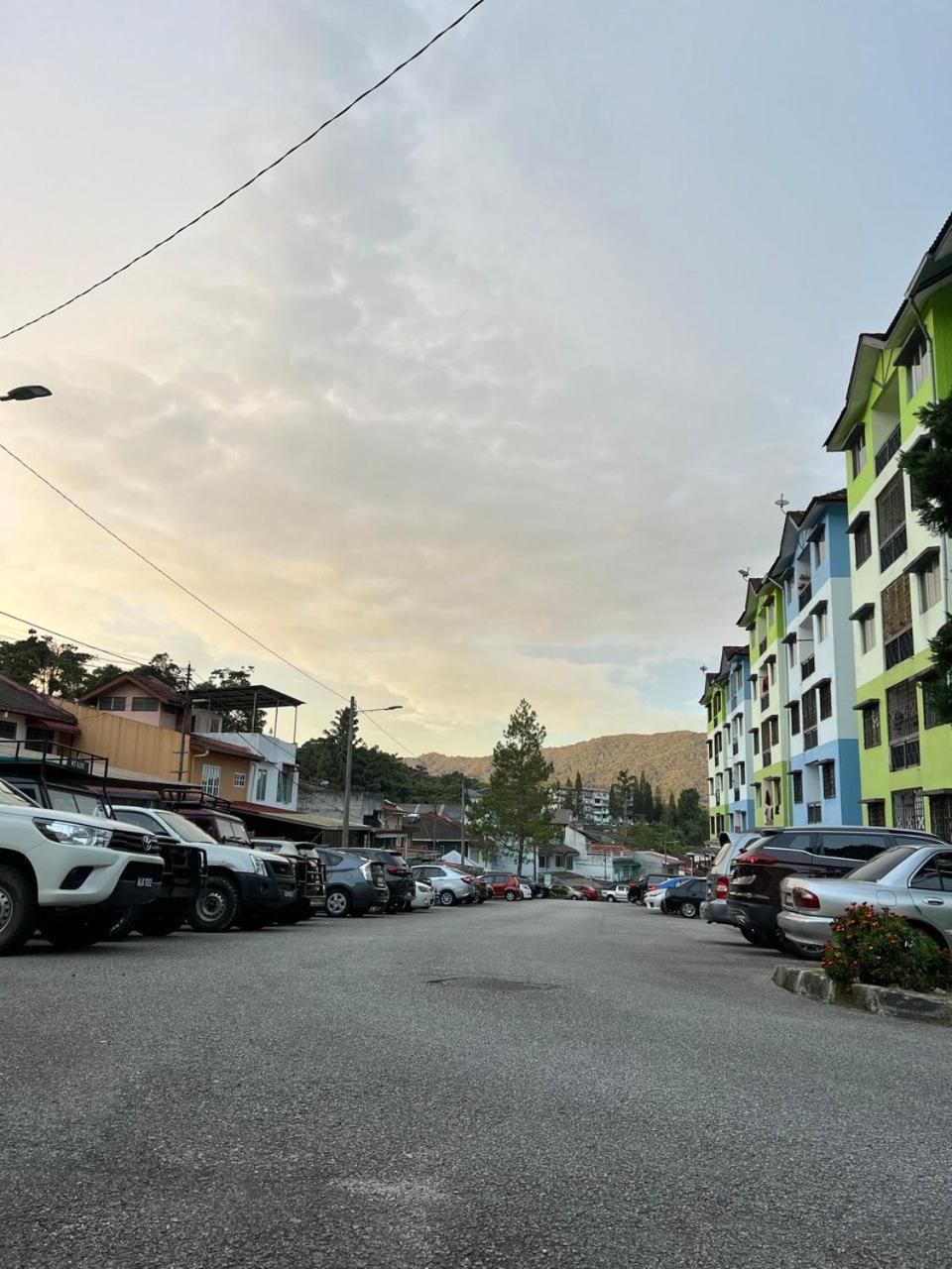 Cameron Highlands Muslim Apartment by AziziCameron