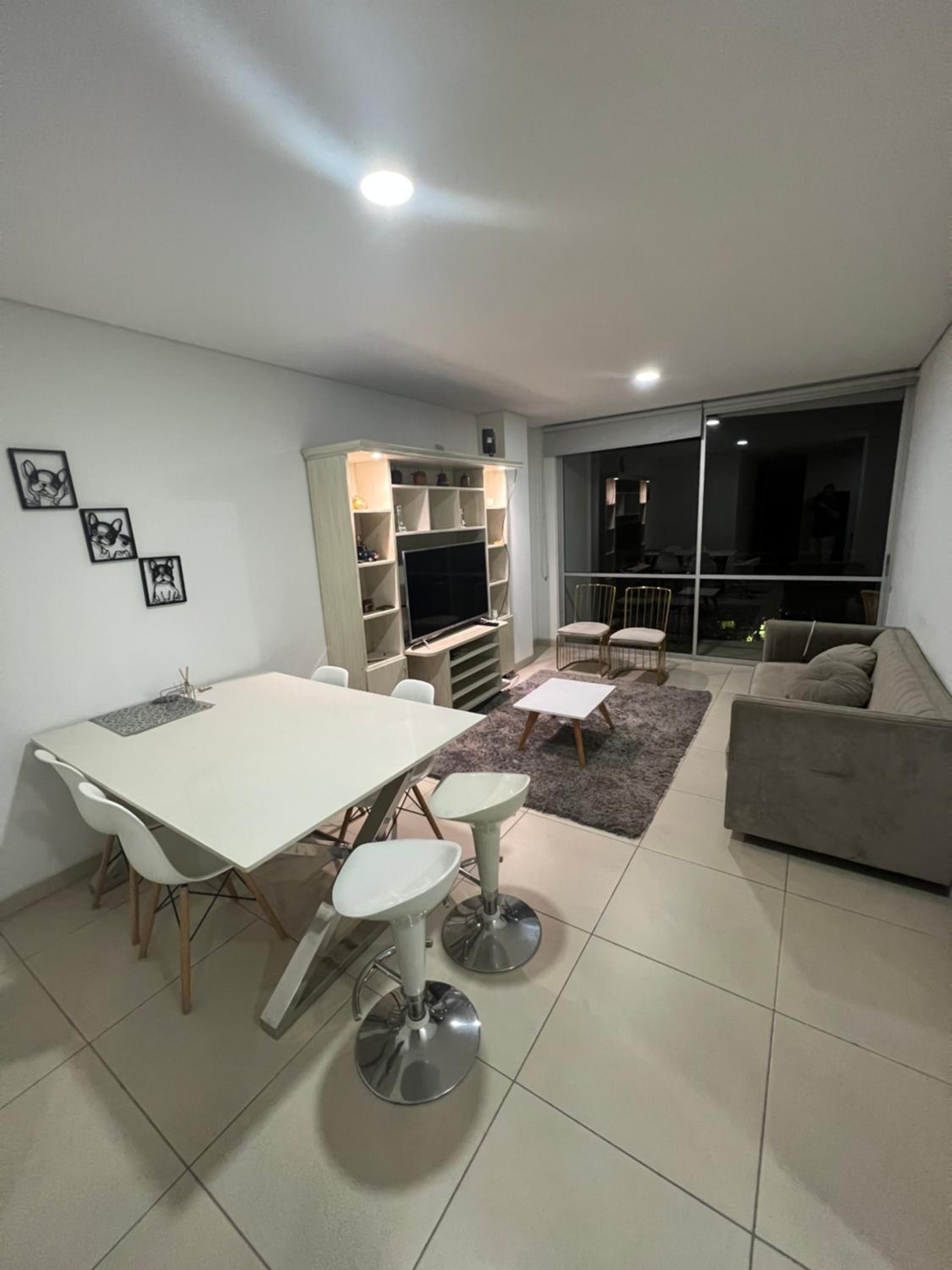 Moderno Penthouse cartago centro vista al rio
