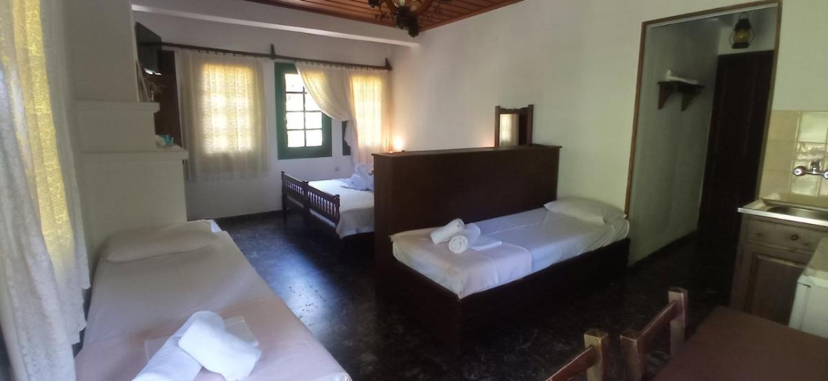 Guesthouse To kalivi view 4