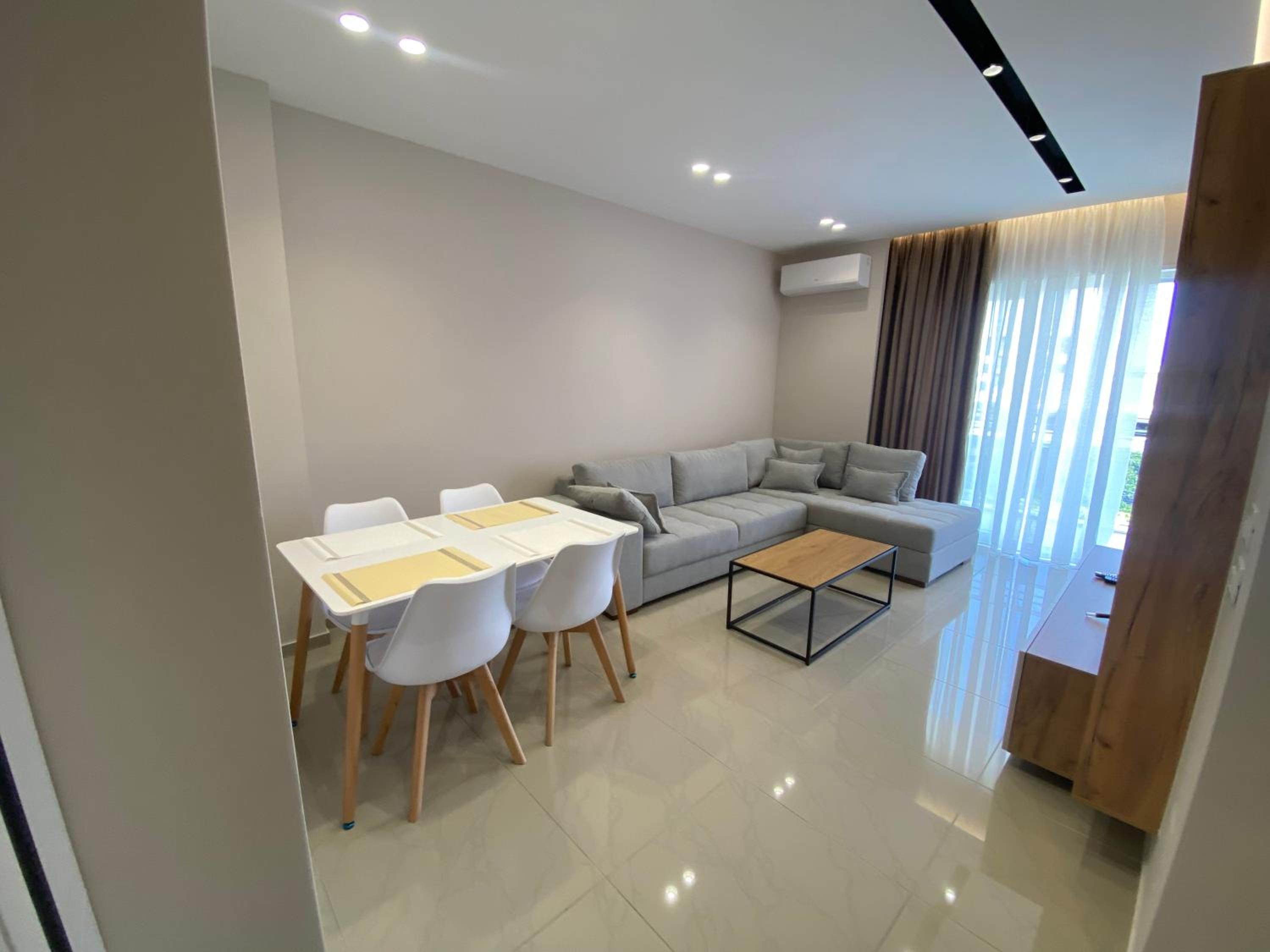 Olivia's Apartments