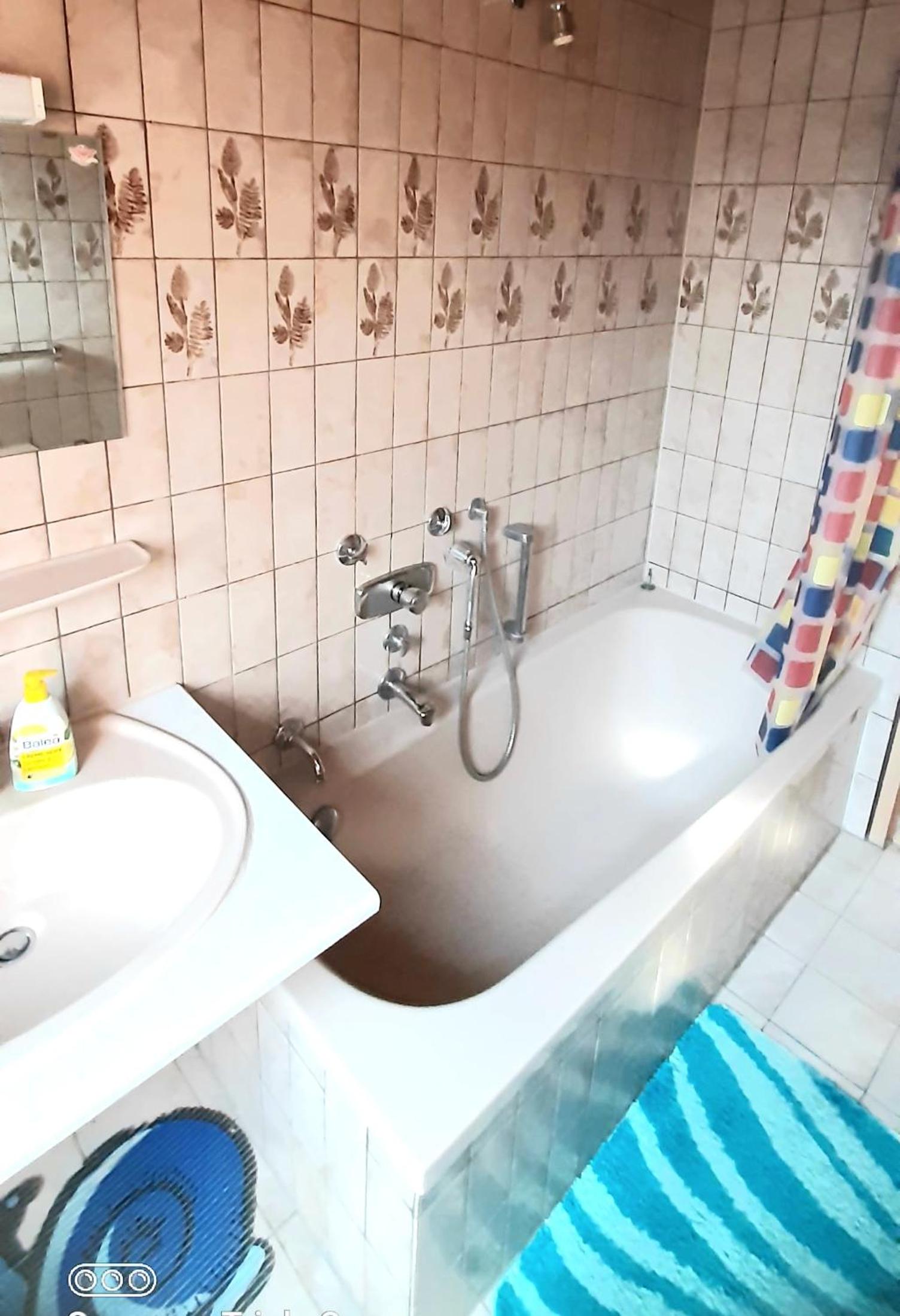 Schön und bequem Wohnung