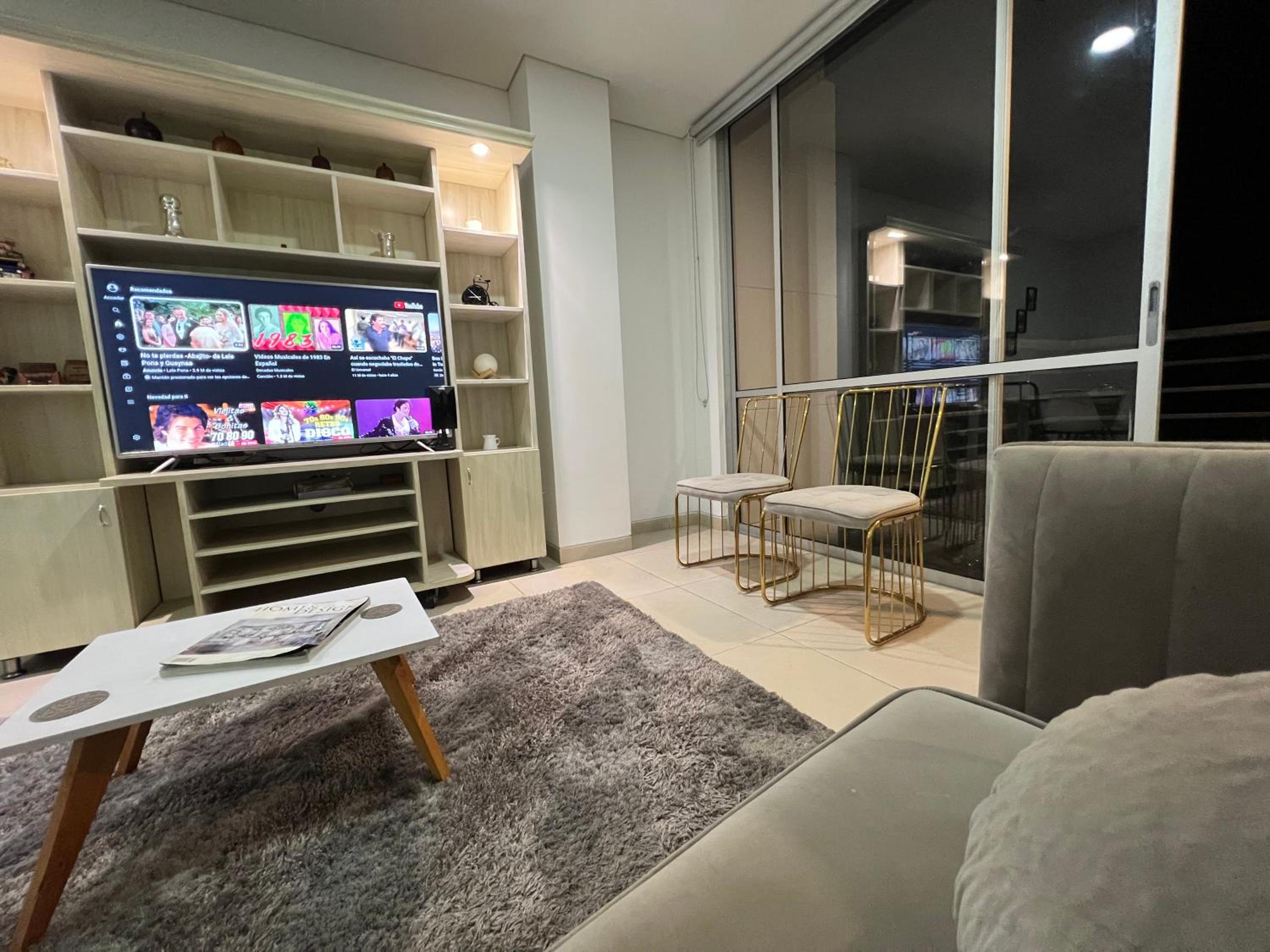 Moderno Penthouse cartago centro vista al rio