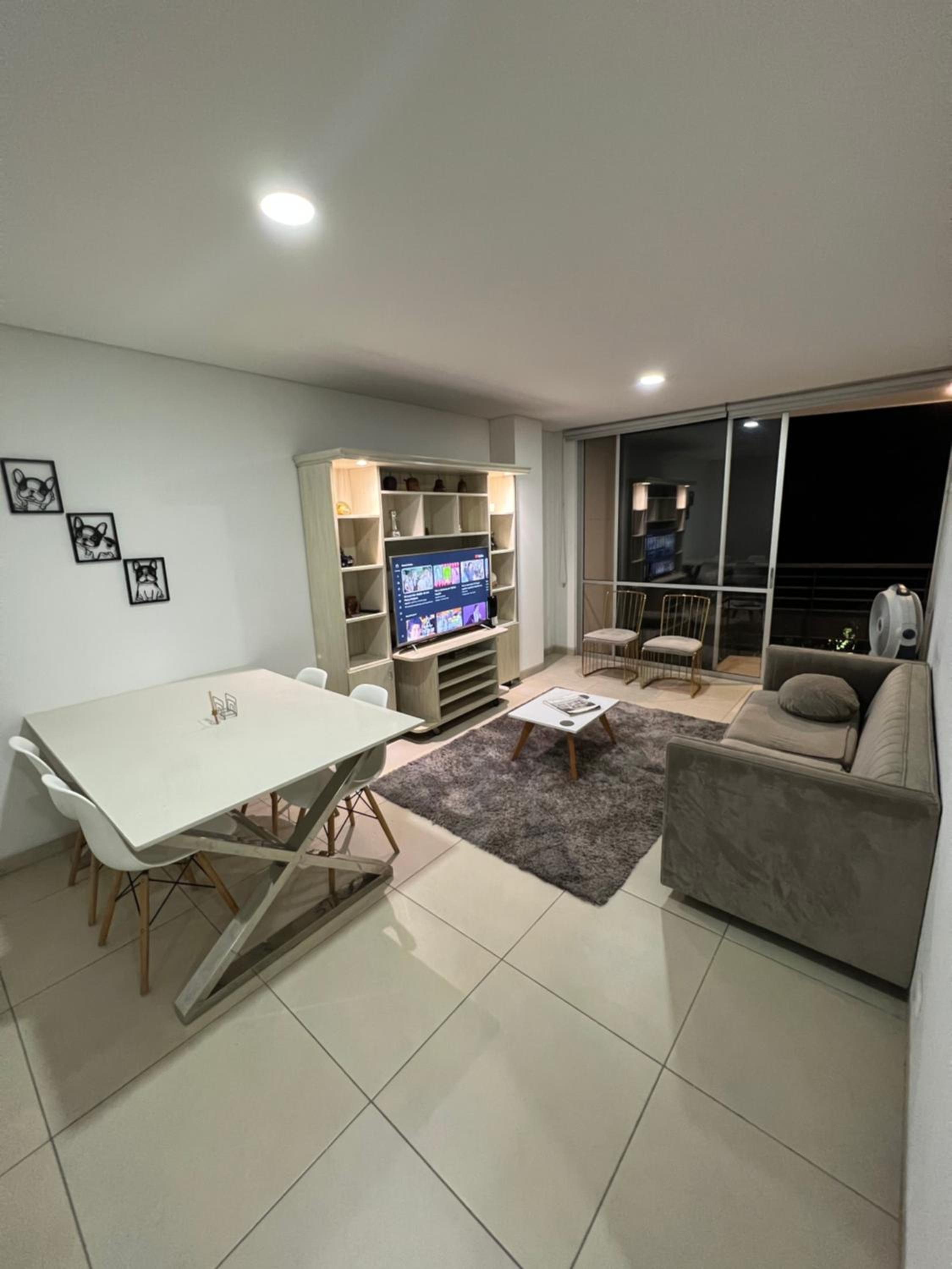 Moderno Penthouse cartago centro vista al rio