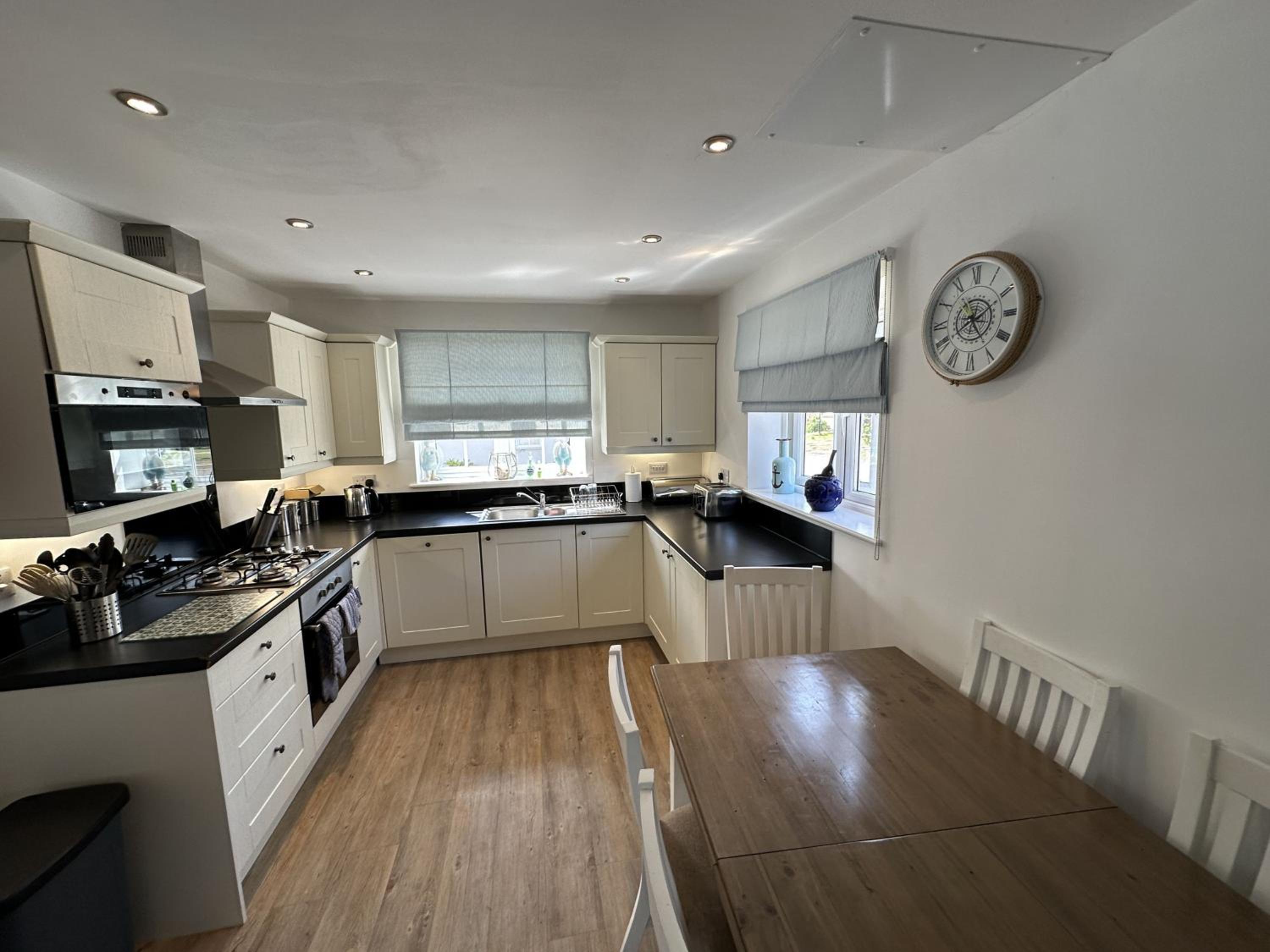 New England Cottage - Part of the The Bay Filey Holiday Village with pool, gym and direct beach access, pub, restaurant, tennis and meadows walks view 5