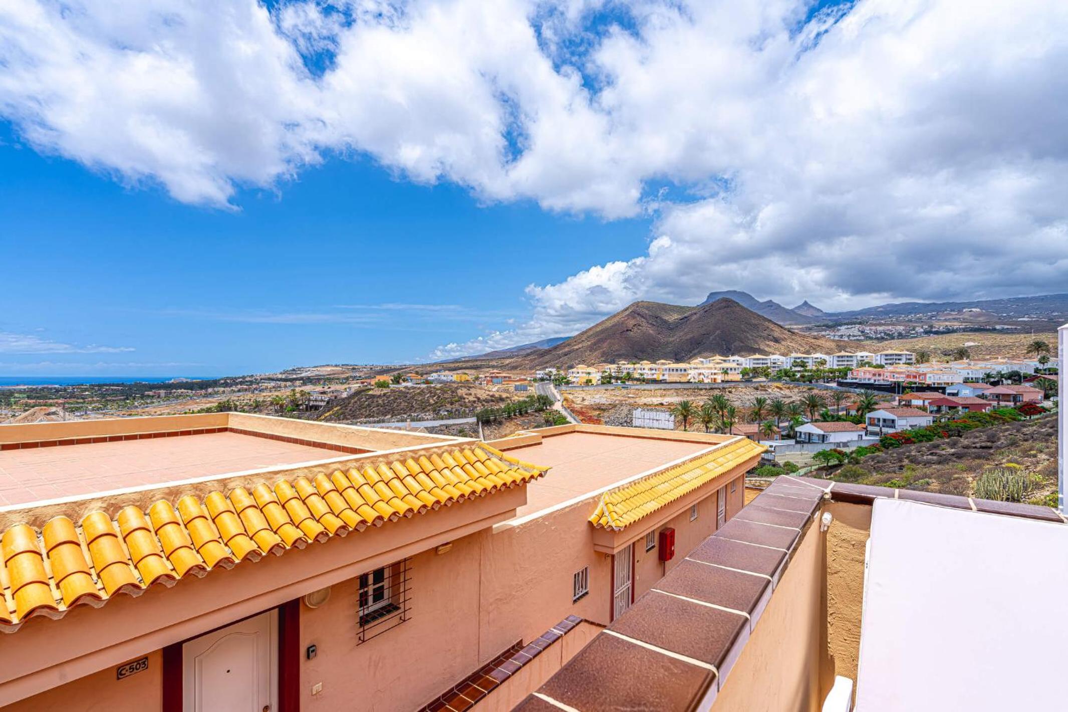 Top floor view apartment by AltamarHomes