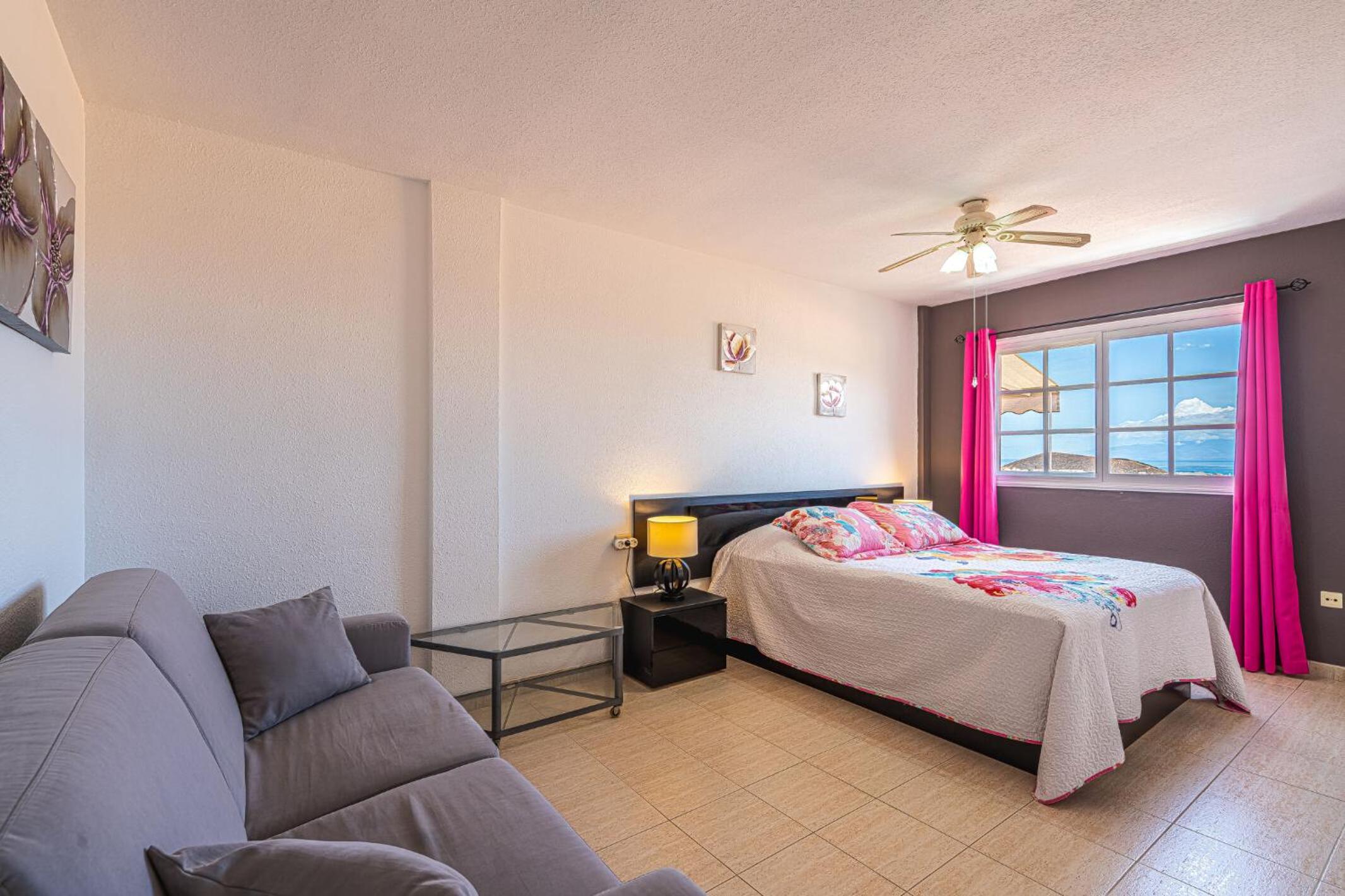 Top floor view apartment by AltamarHomes