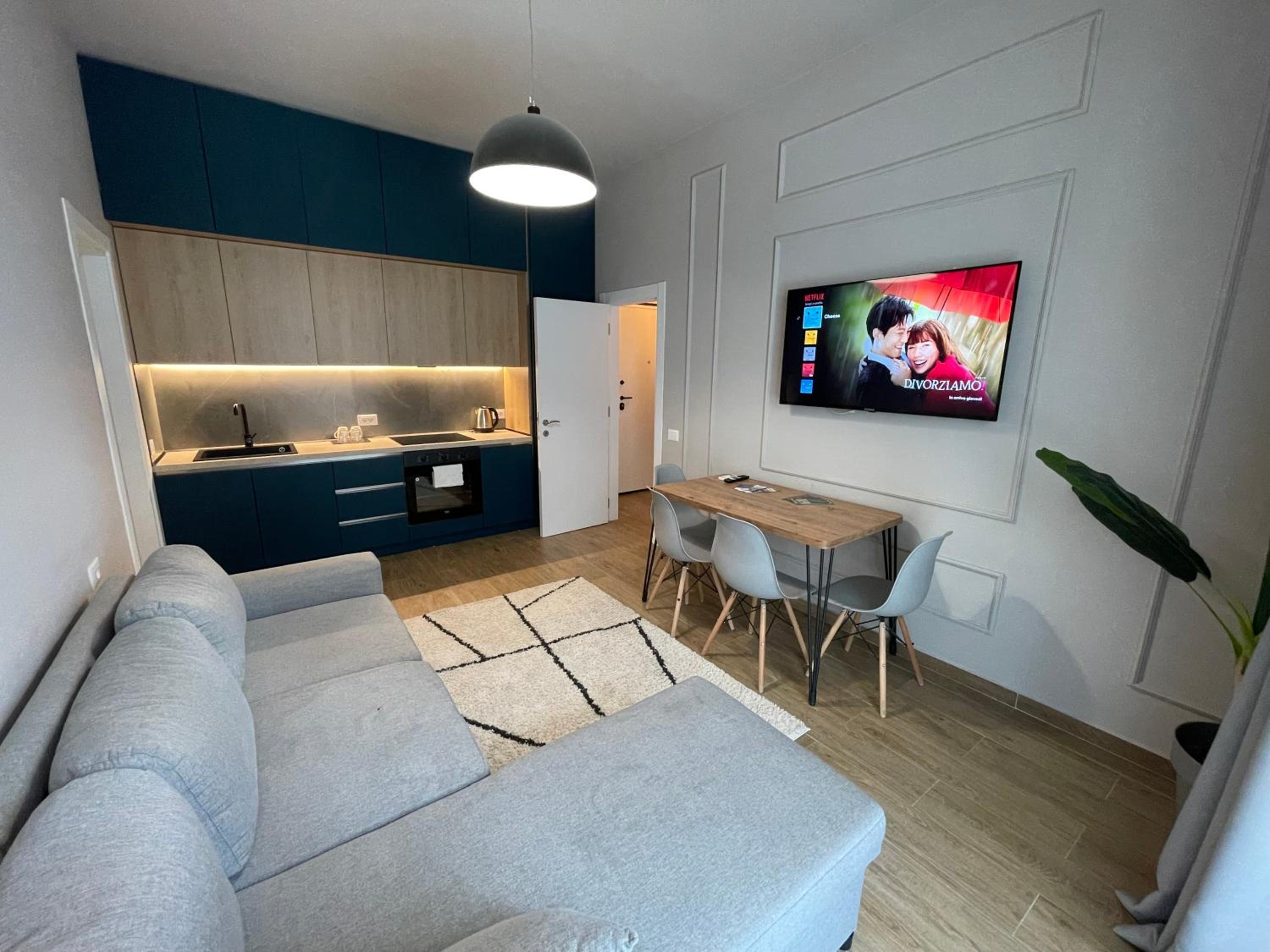 Square 21 Apartments
