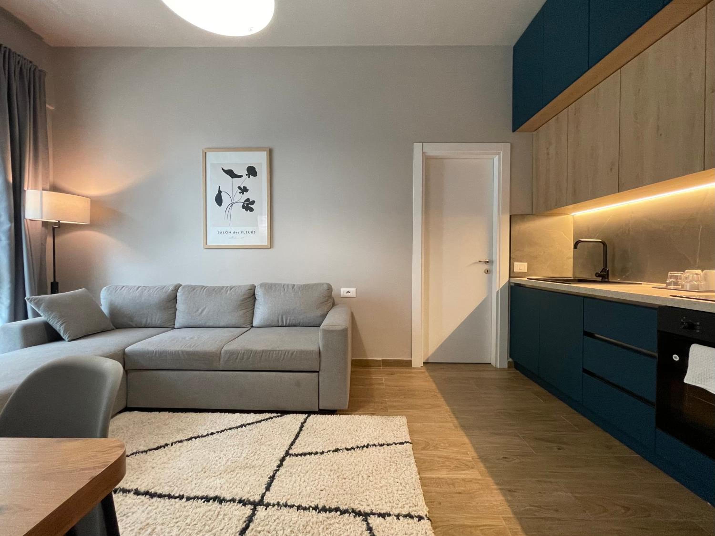 Square 21 Apartments