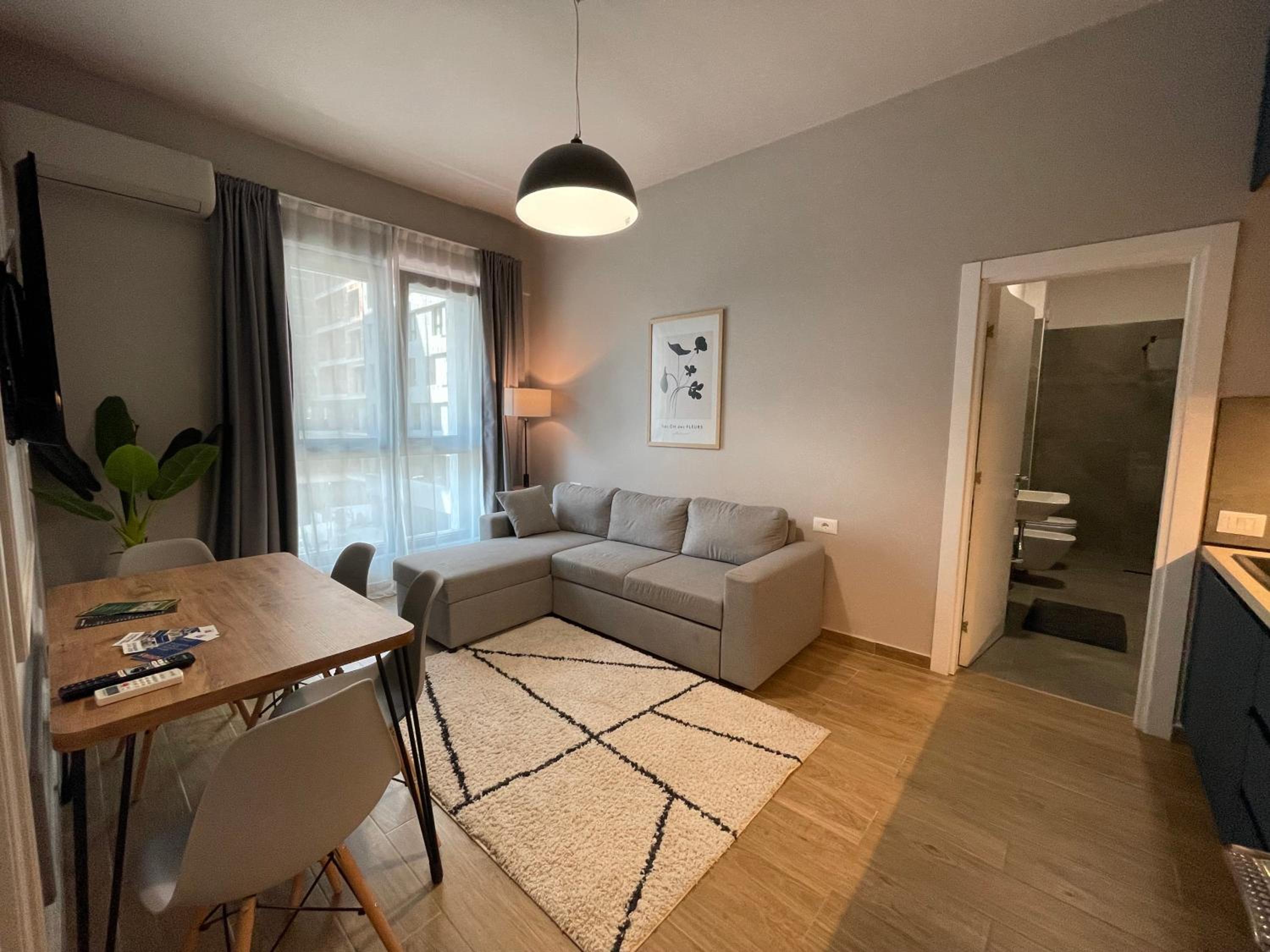 Square 21 Apartments