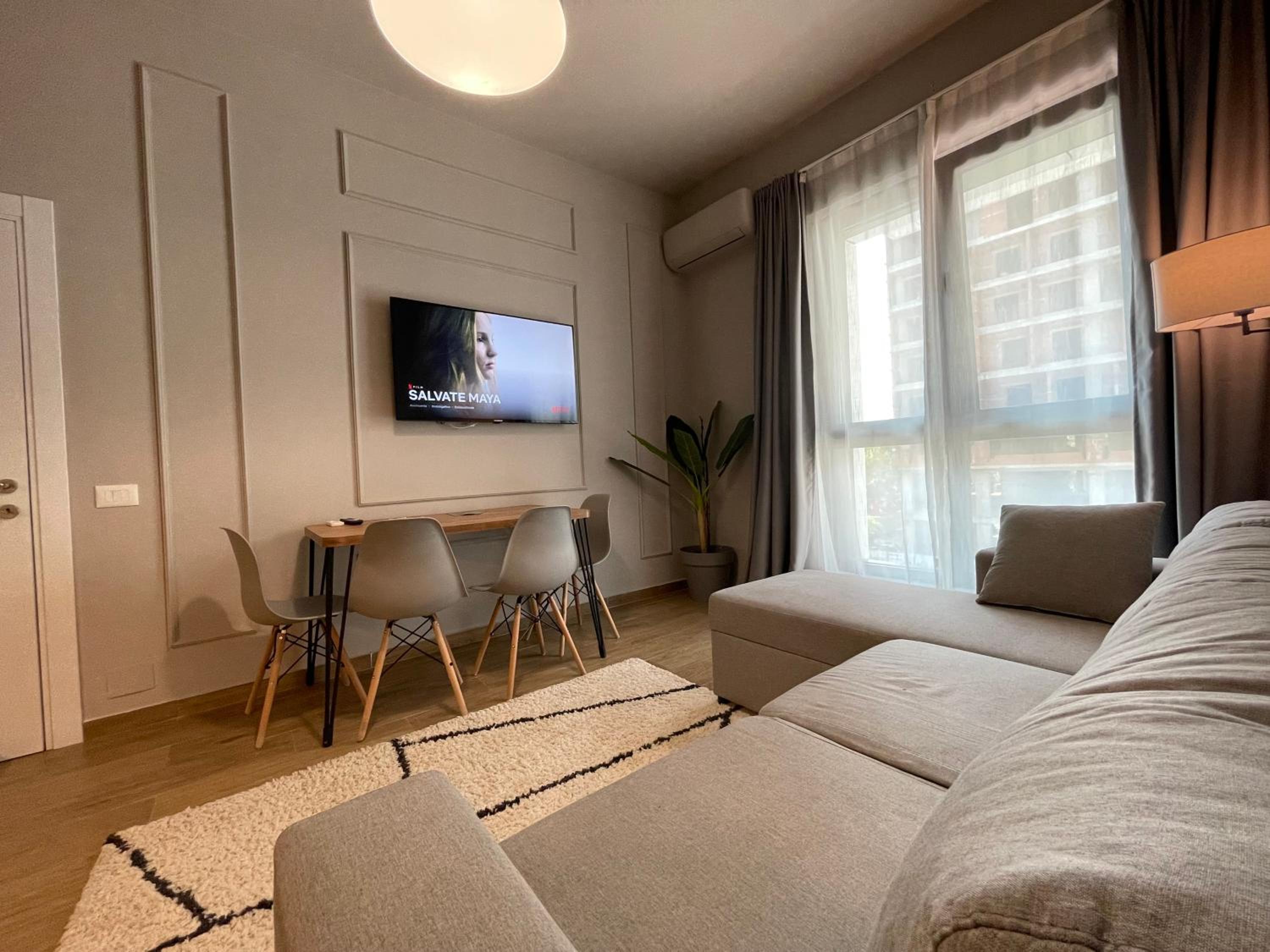 Square 21 Apartments