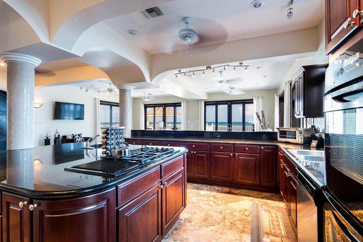 KiToCay Villa by Grand Cayman Villas & Condos