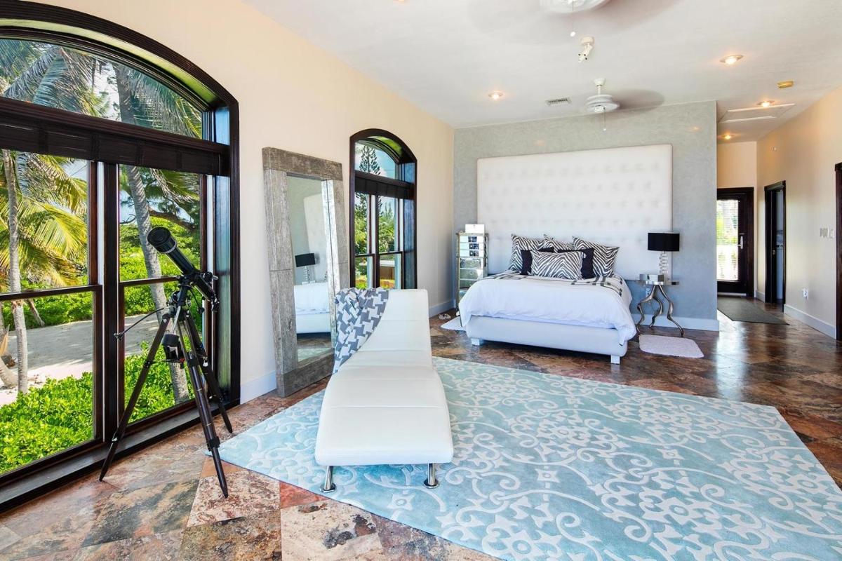 KiToCay Villa by Grand Cayman Villas & Condos