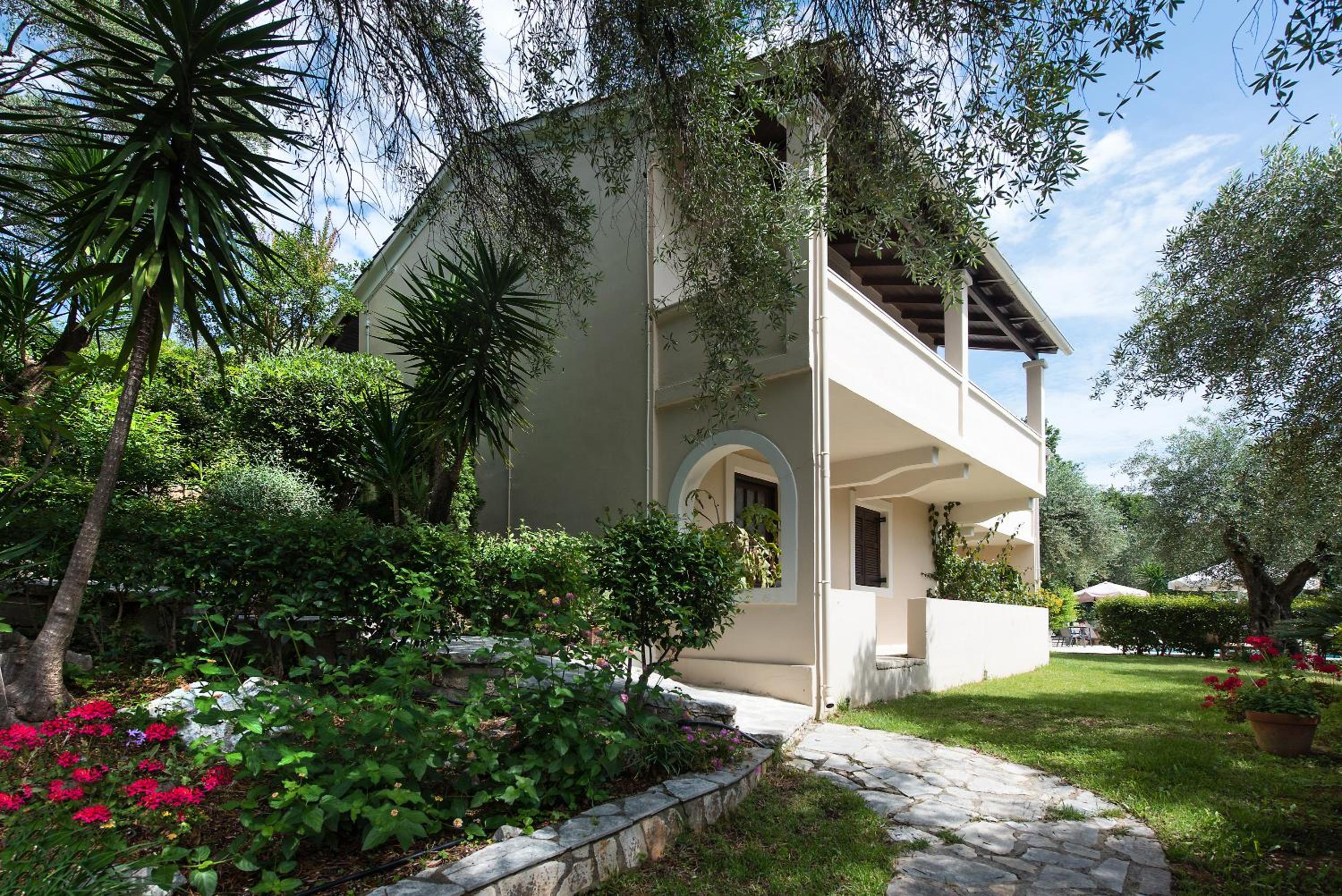 Hotel Villa Lofos - Image 1