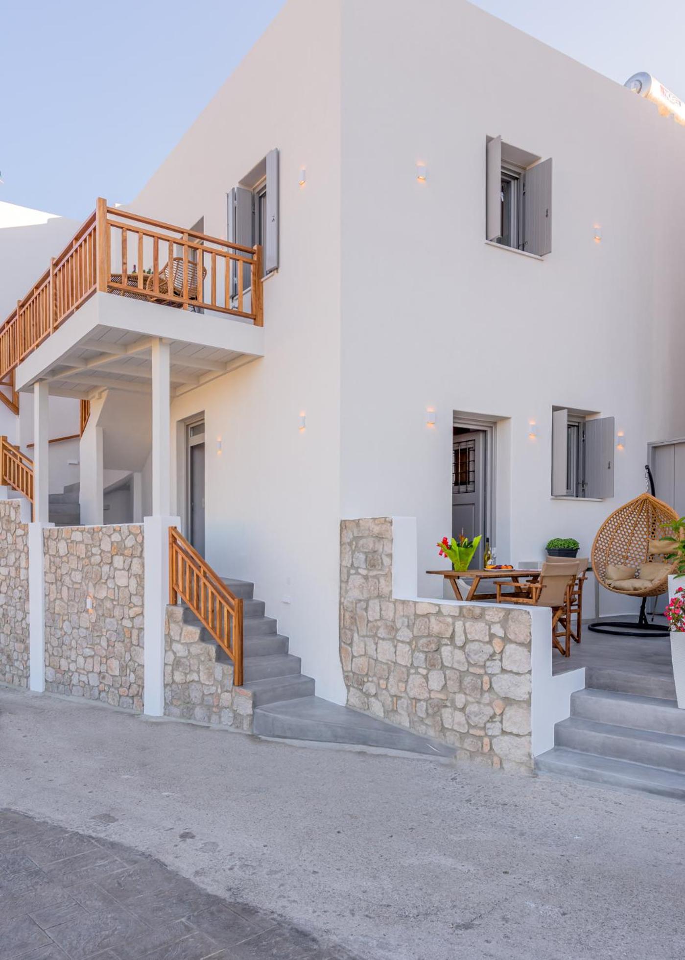 Esperanza Apartments