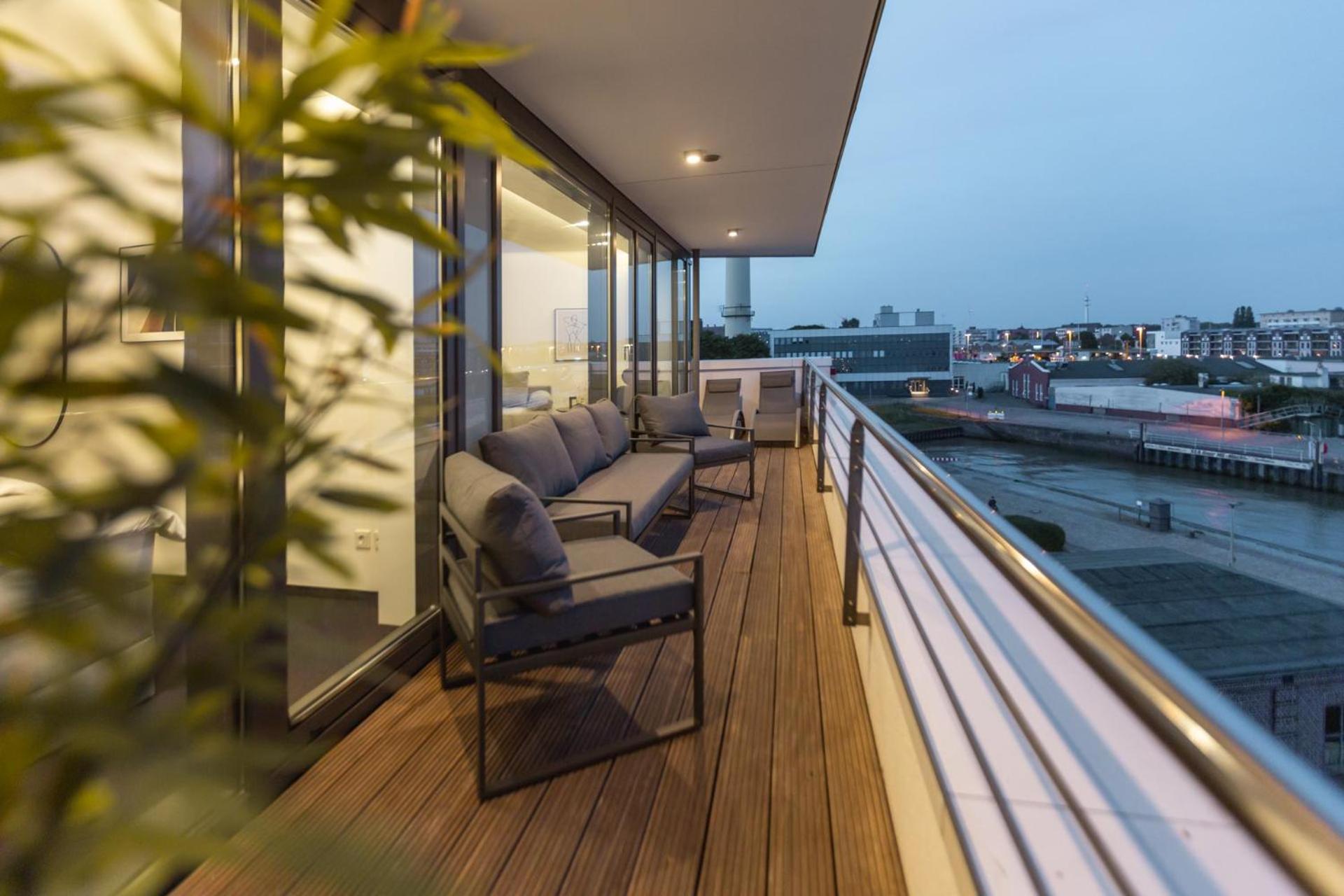 Bheaven I Marina Premium Apartment