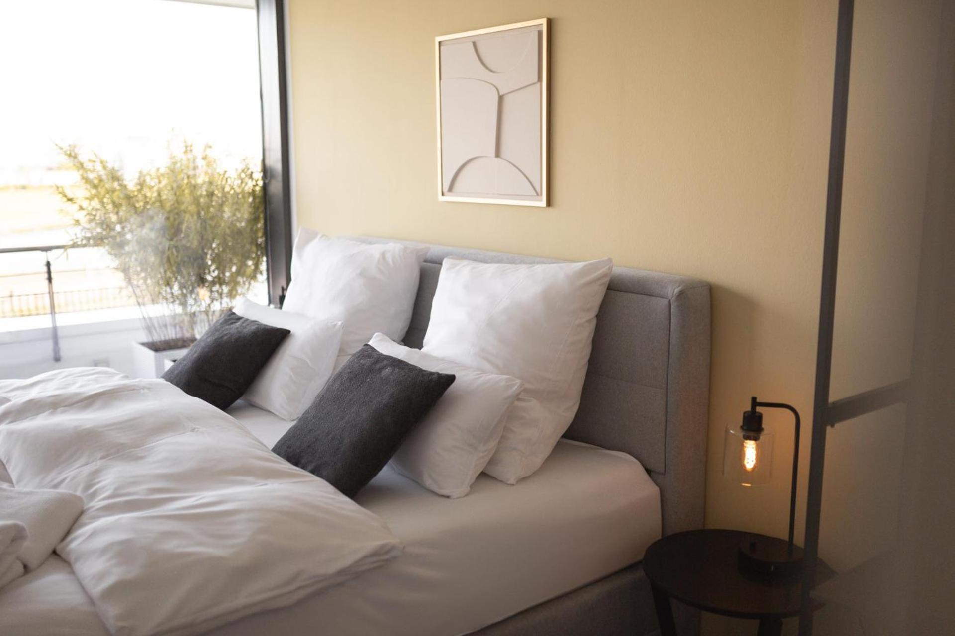 Bheaven I Marina Premium Apartment