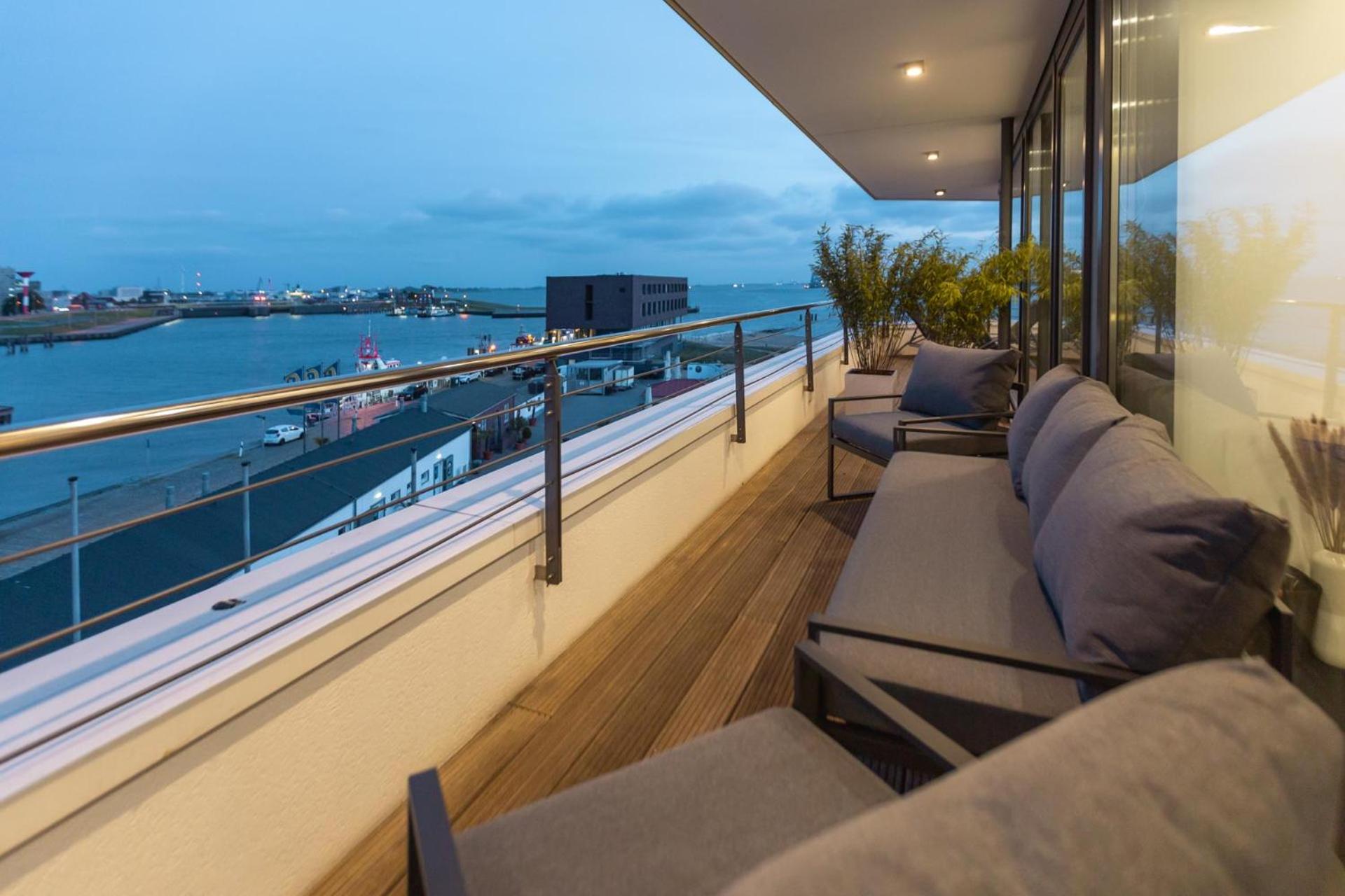 Bheaven I Marina Premium Apartment