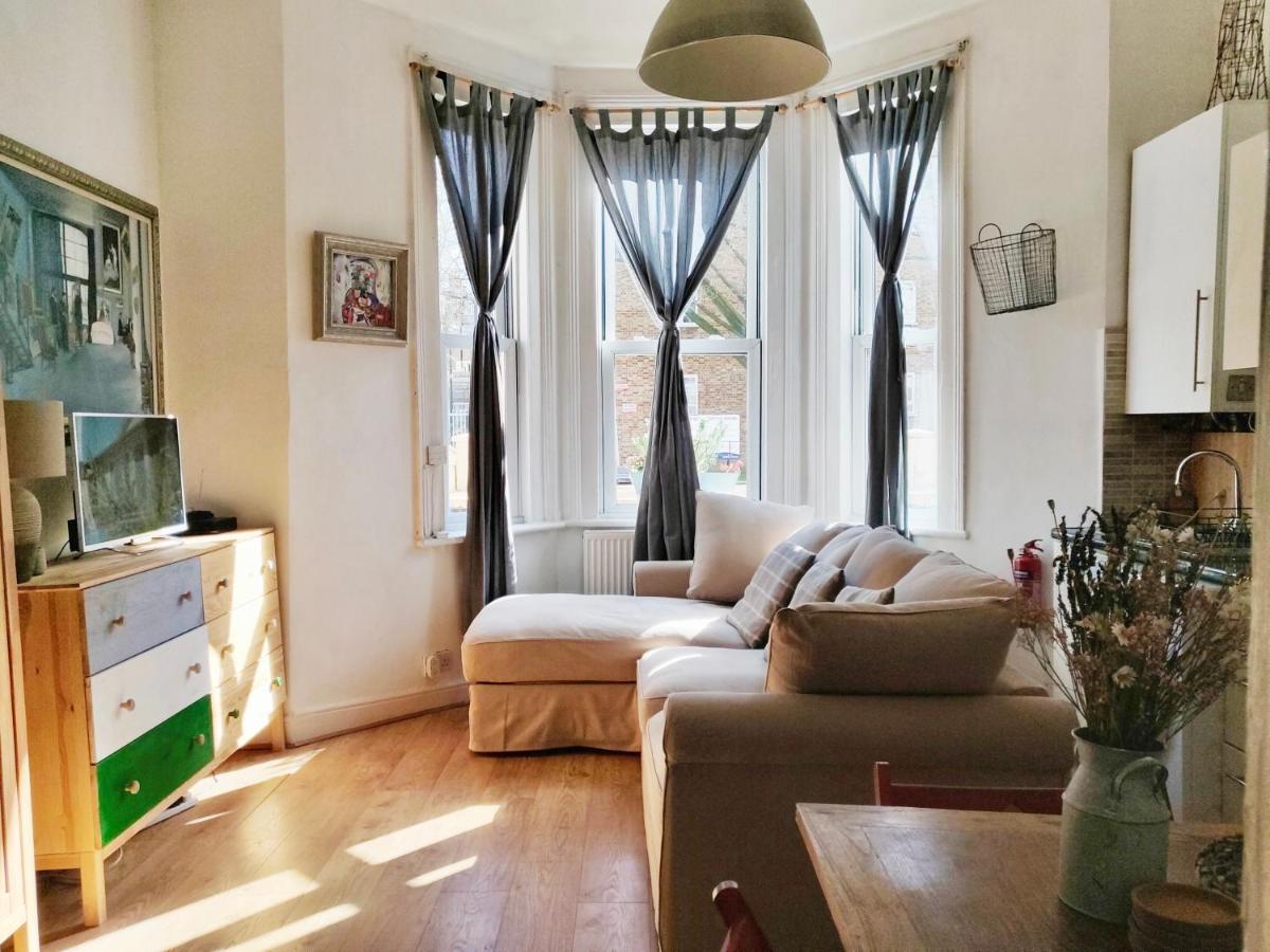 Cosy Central Apartment in London