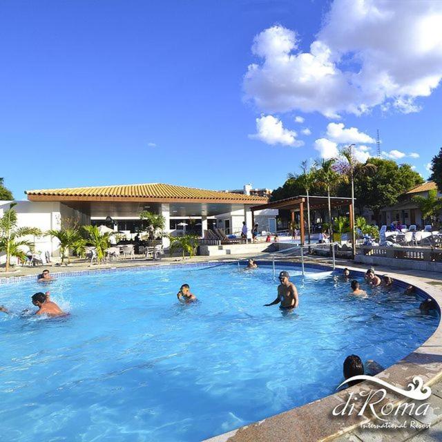 Diroma Internacional Resort com 1 dia de acesso no Diroma Acqua Park