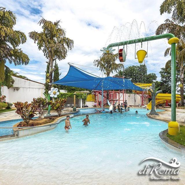 Diroma Internacional Resort com 1 dia de acesso no Diroma Acqua Park