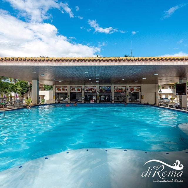 Diroma Internacional Resort com 1 dia de acesso no Diroma Acqua Park