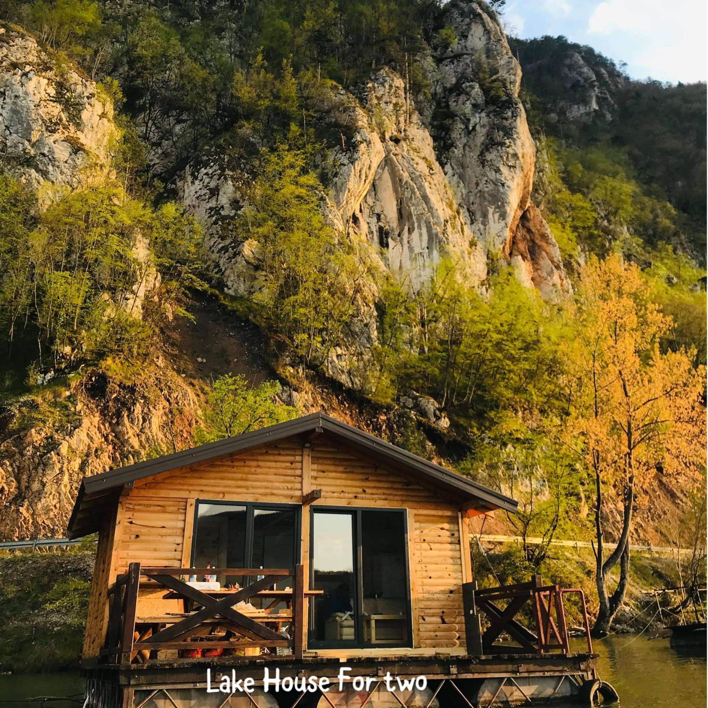 Lake House Perucac view 4